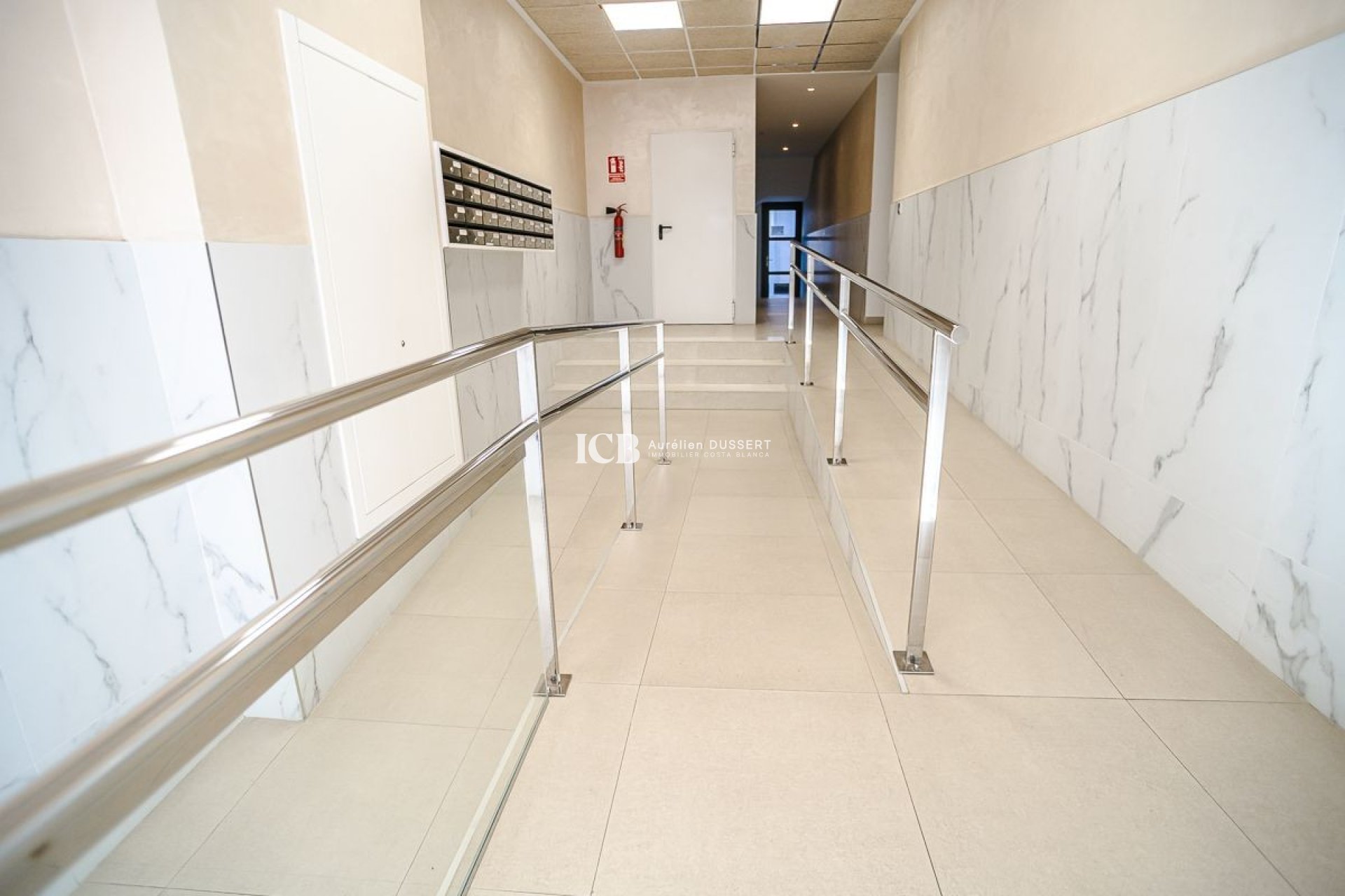 Reventa - Apartamento / piso -
Torrevieja - Calas blanca