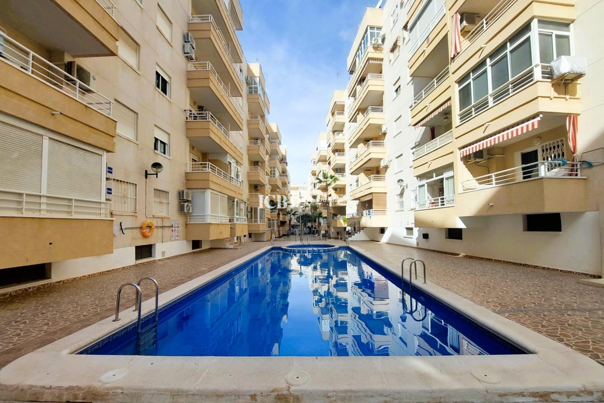 Reventa - Apartamento / piso -
Torrevieja - Centro