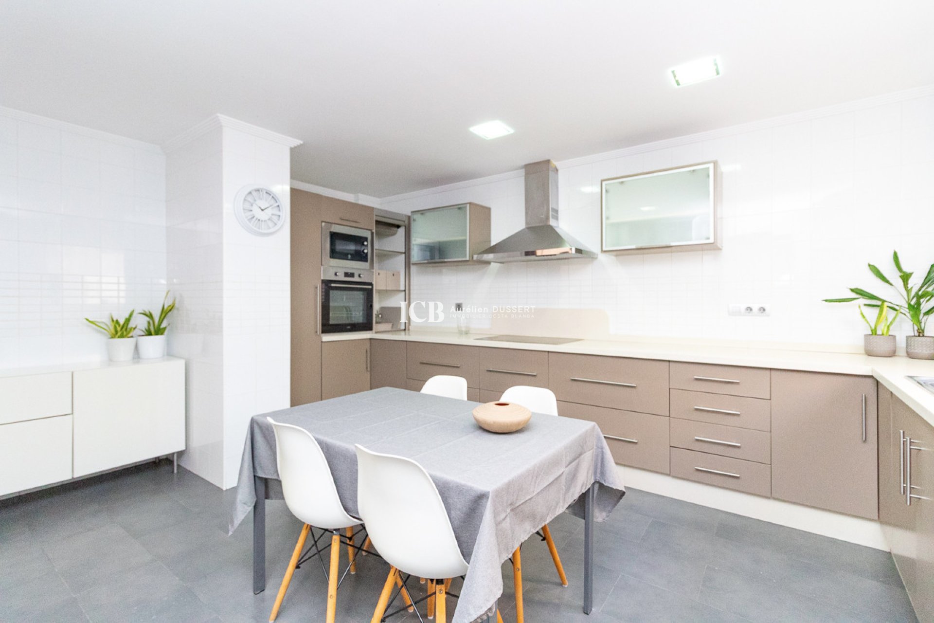 Reventa - Apartamento / piso -
Torrevieja - Centro