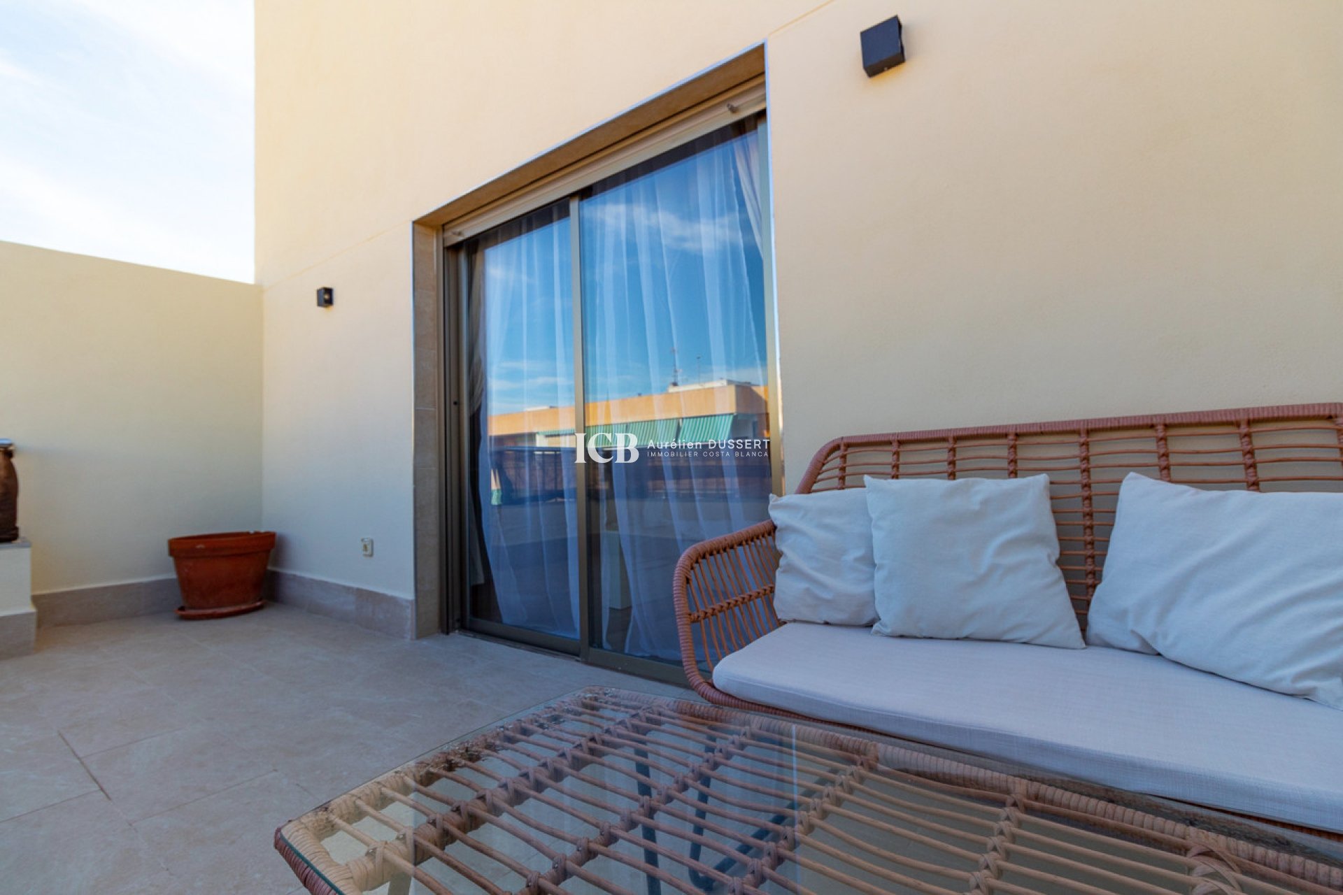 Reventa - Apartamento / piso -
Torrevieja - Centro