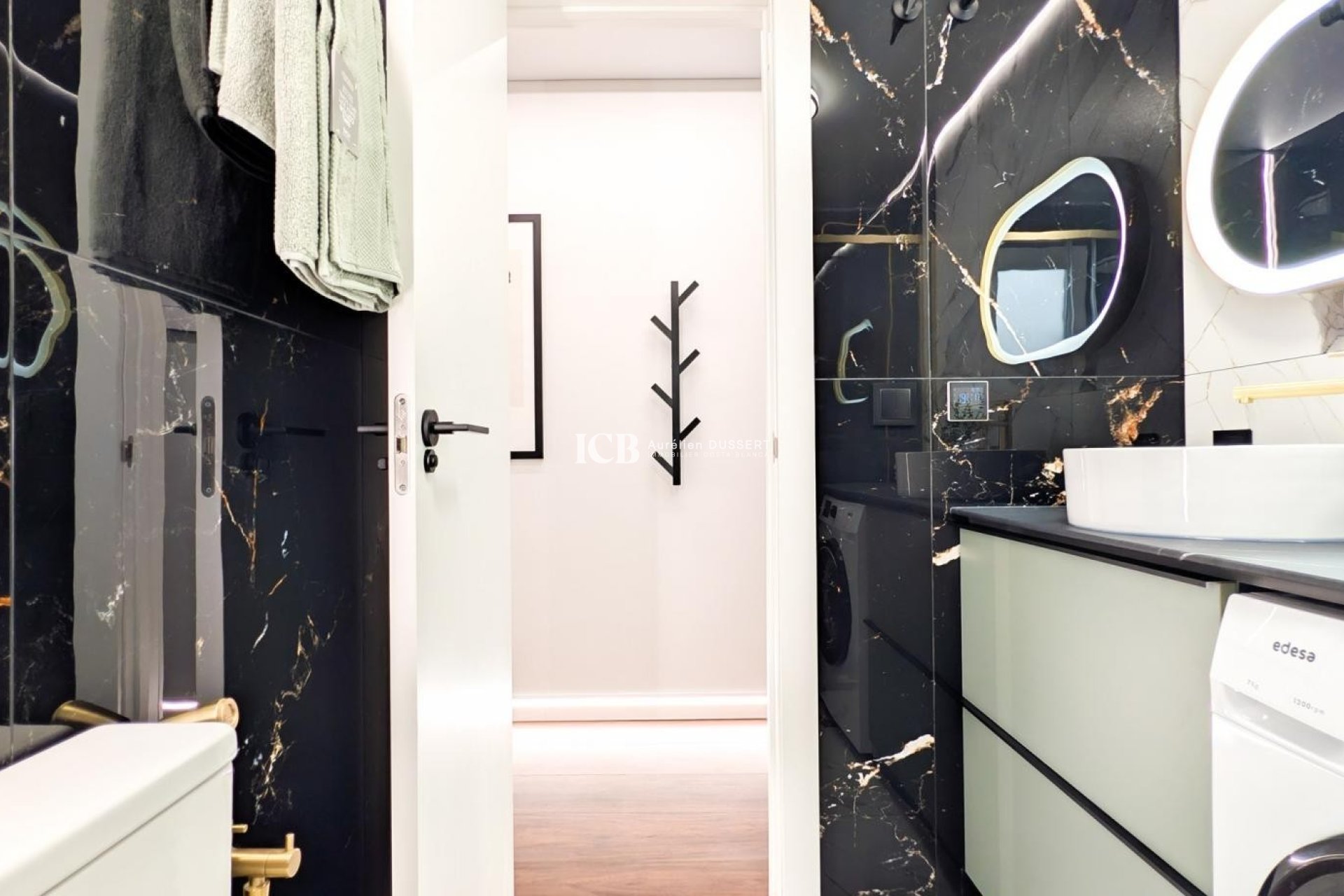 Reventa - Apartamento / piso -
Torrevieja - Centro