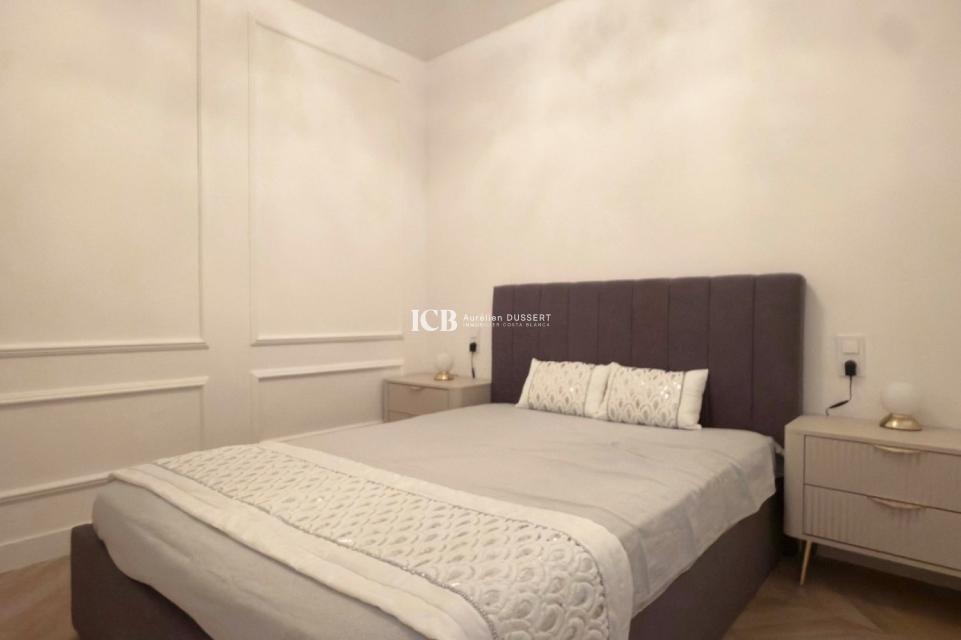 Reventa - Apartamento / piso -
Torrevieja - Centro