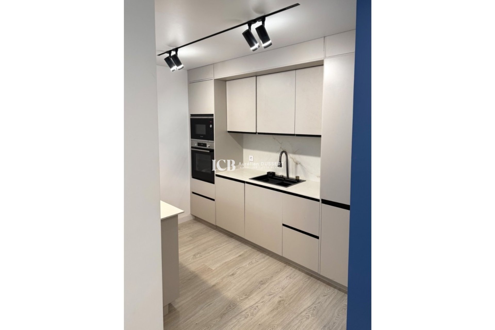 Reventa - Apartamento / piso -
Torrevieja - Centro