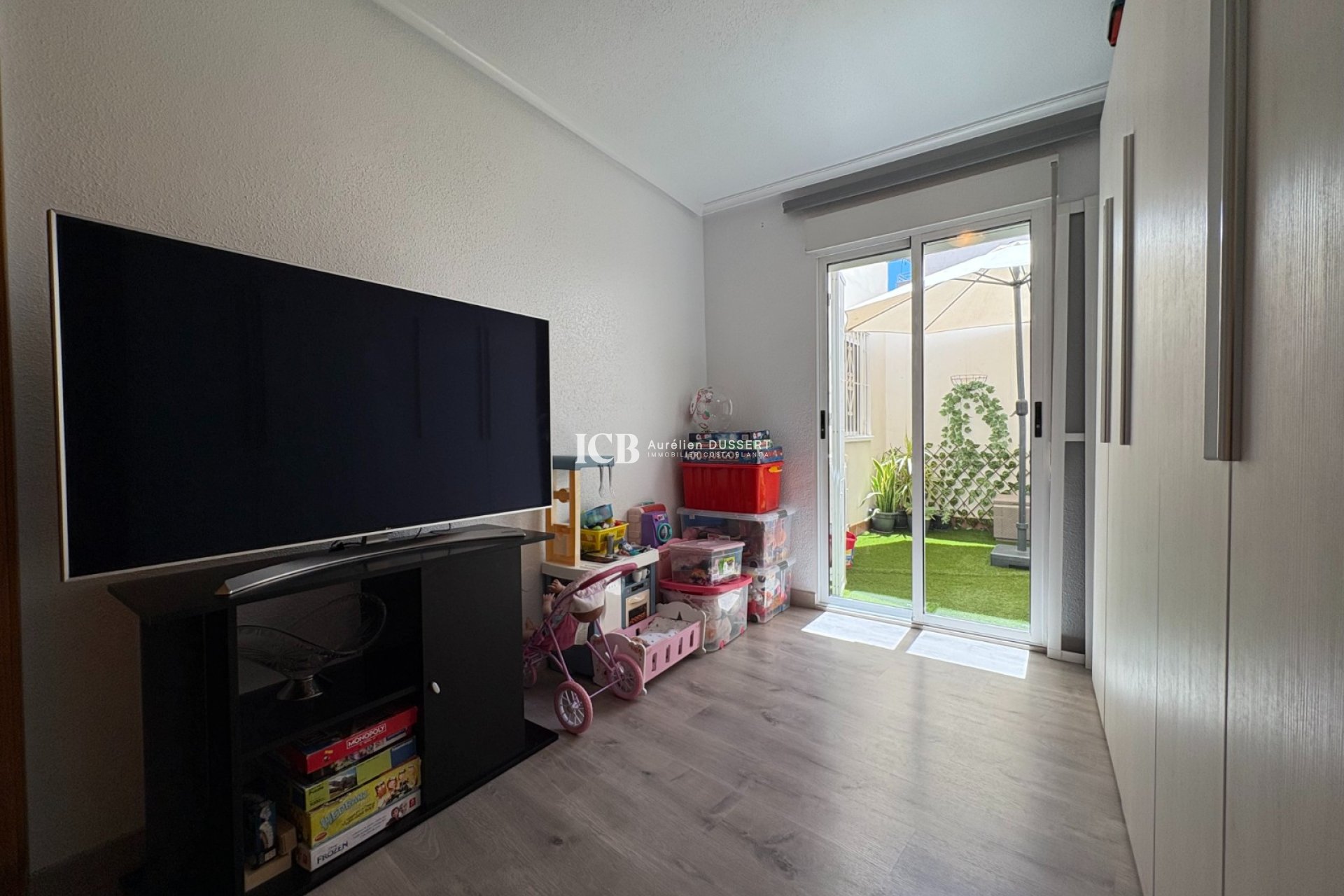 Reventa - Apartamento / piso -
Torrevieja - Centro