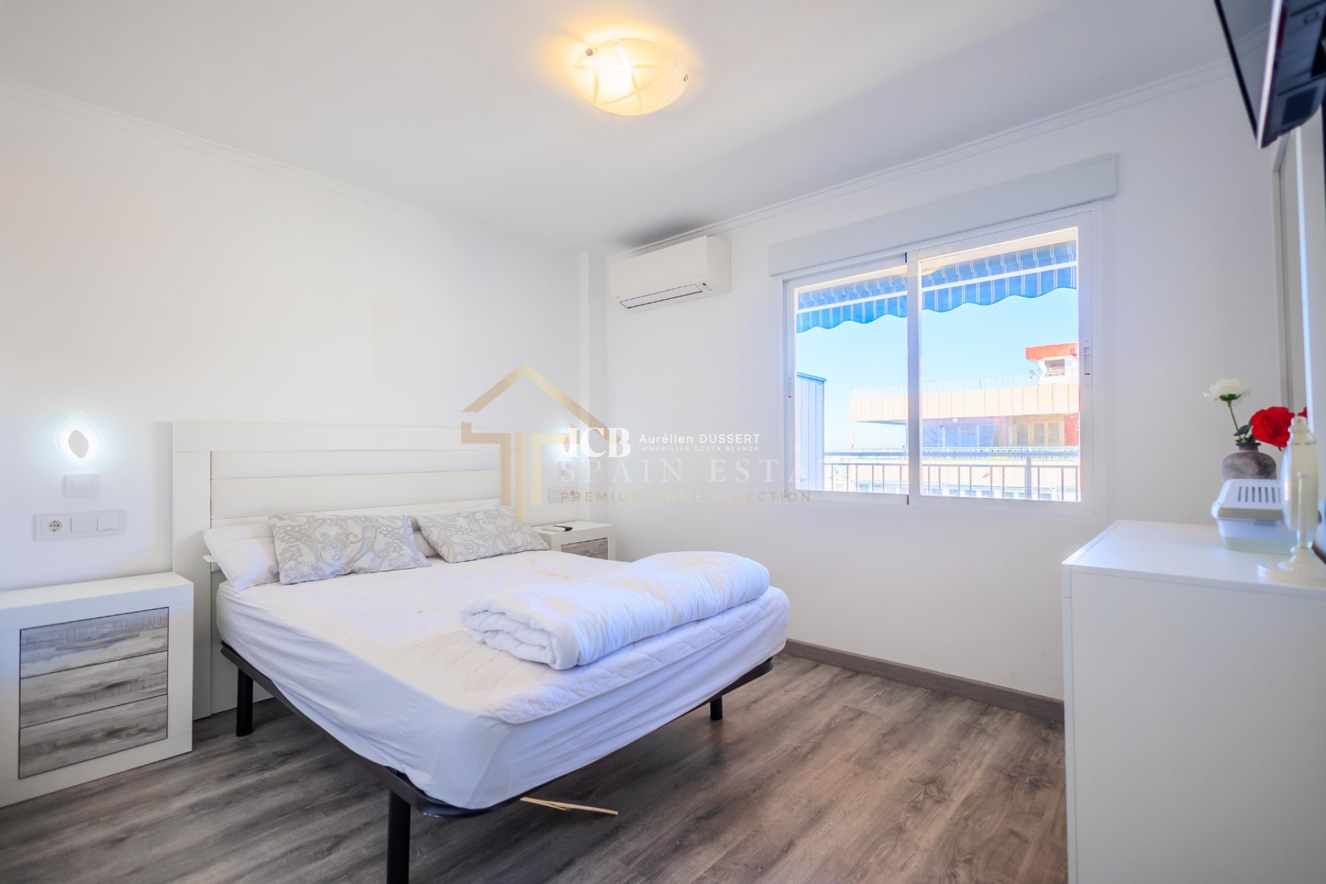 Reventa - Apartamento / piso -
Torrevieja - El Acequión - Los Náufragos