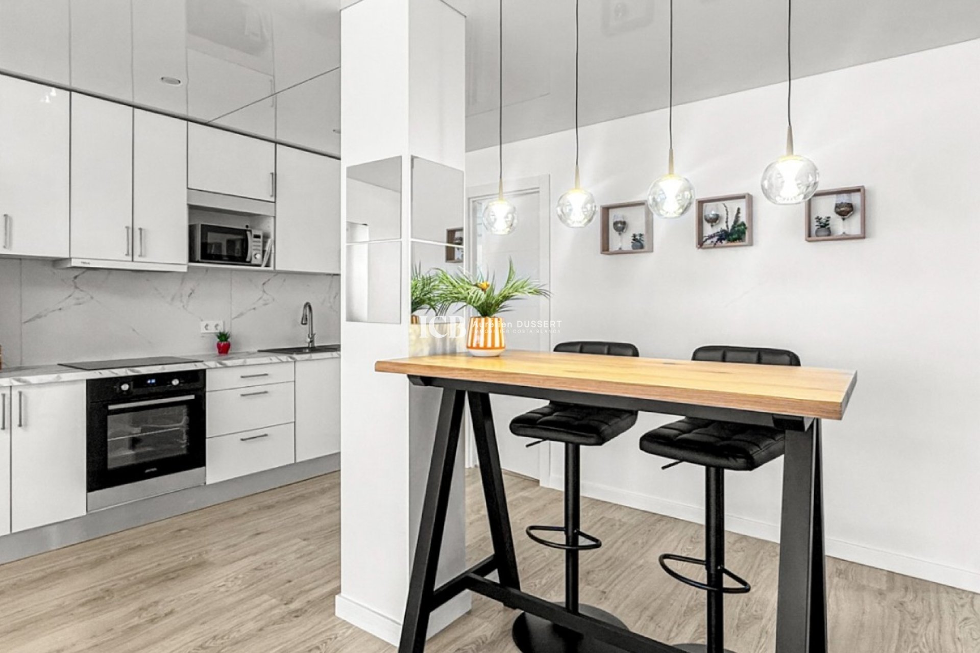Reventa - Apartamento / piso -
Torrevieja - El Acequión - Los Náufragos