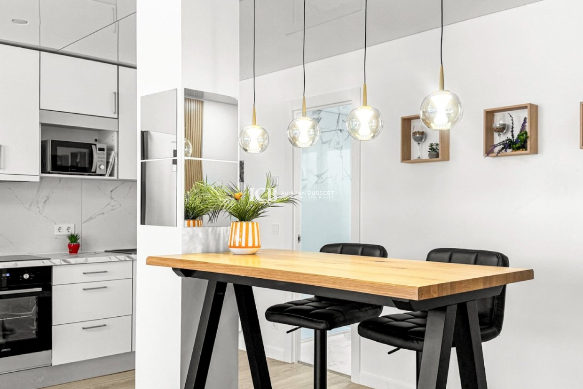 Reventa - Apartamento / piso -
Torrevieja - El Acequión - Los Náufragos