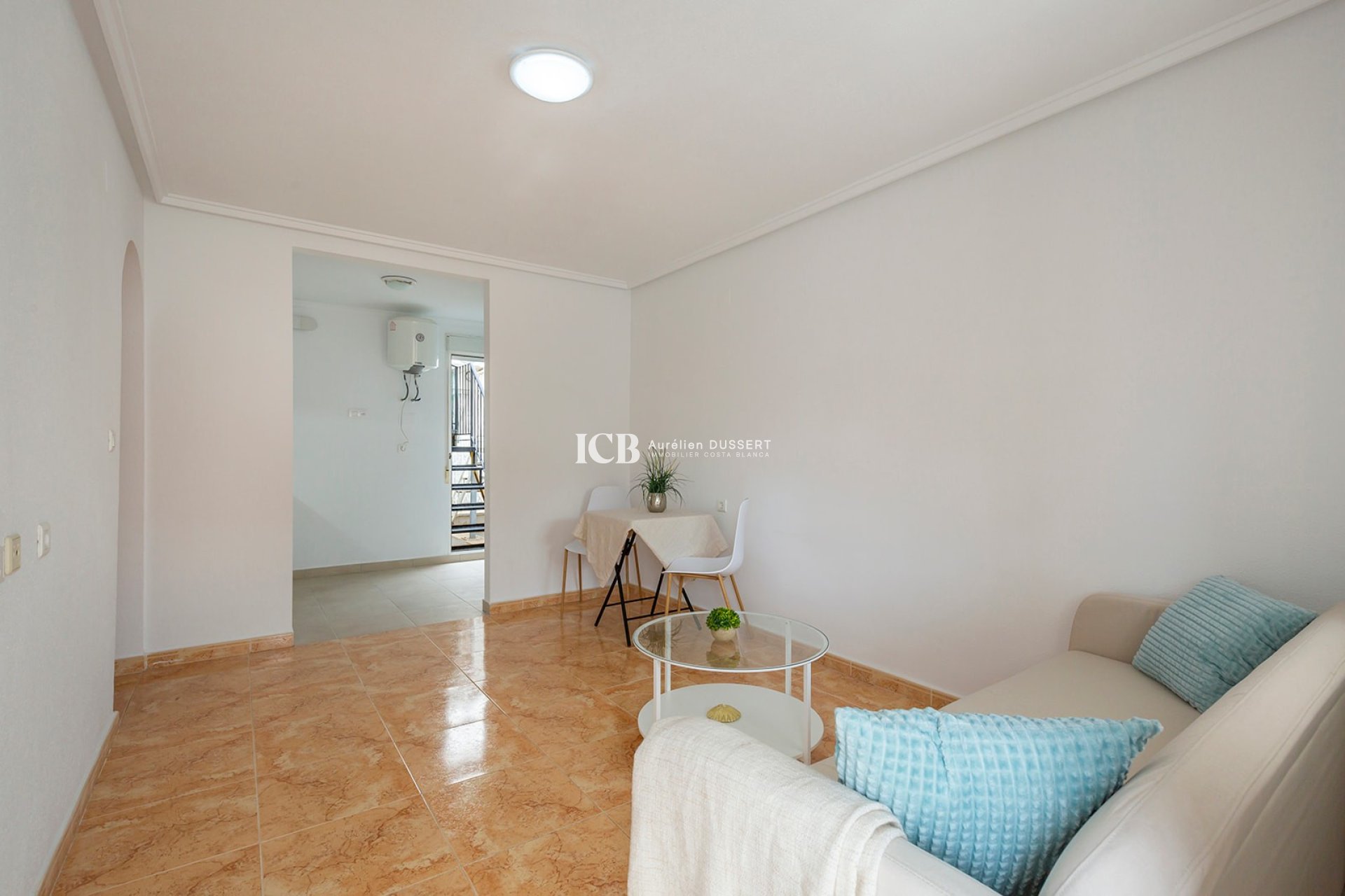 Reventa - Apartamento / piso -
Torrevieja - La Siesta - El Salado -  Torreta