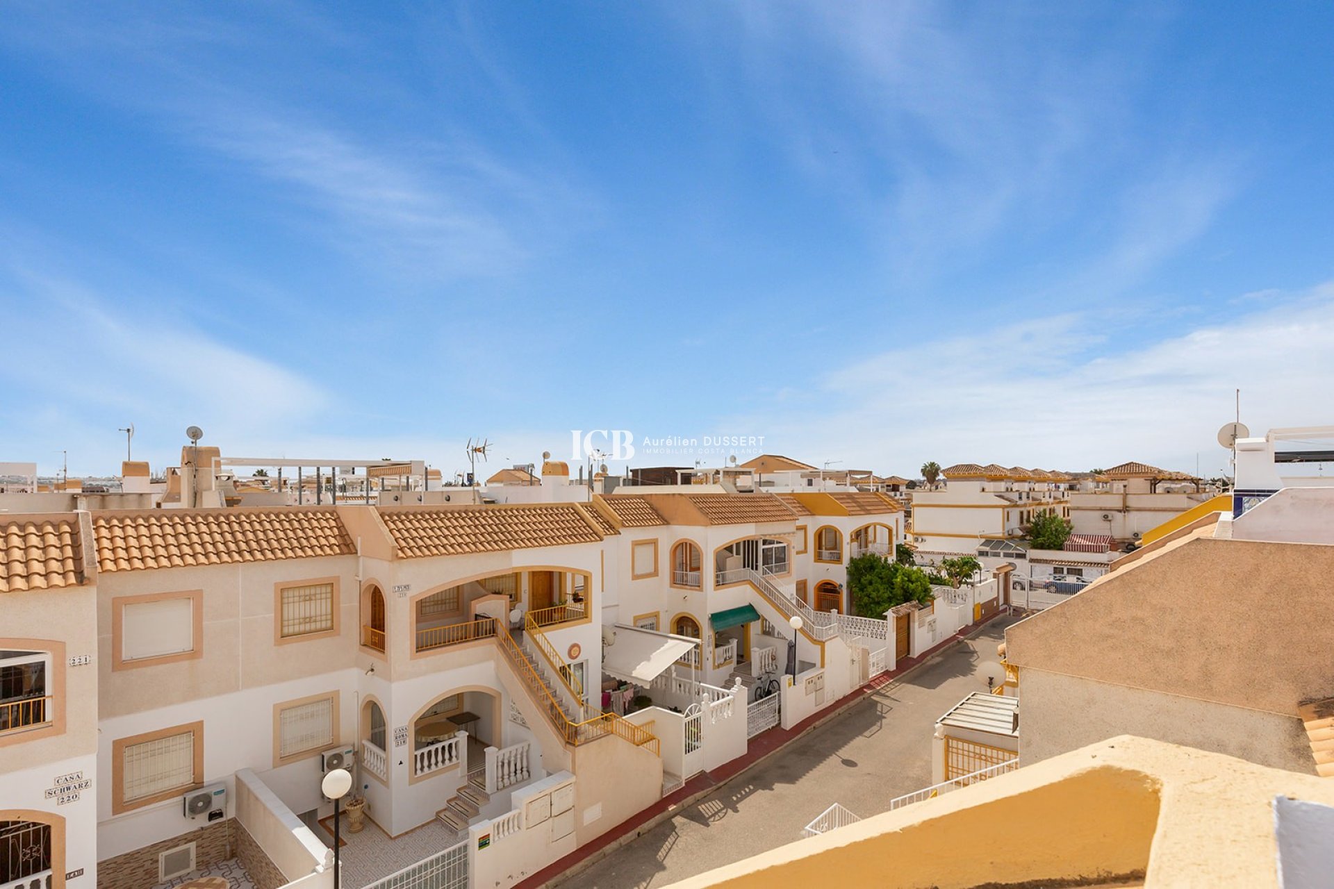 Reventa - Apartamento / piso -
Torrevieja - La Siesta - El Salado -  Torreta