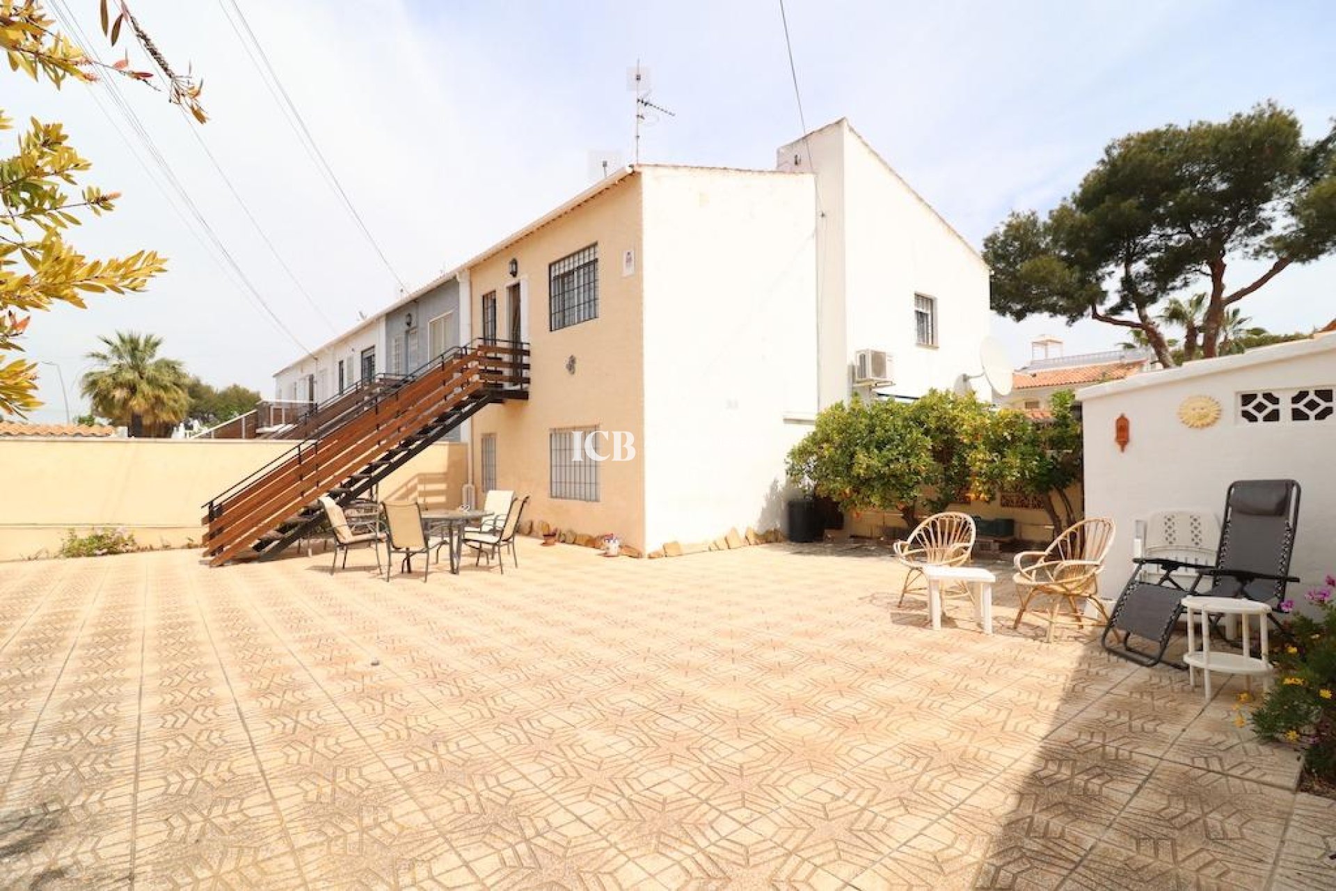 Reventa - Apartamento / piso -
Torrevieja - Lago jardin