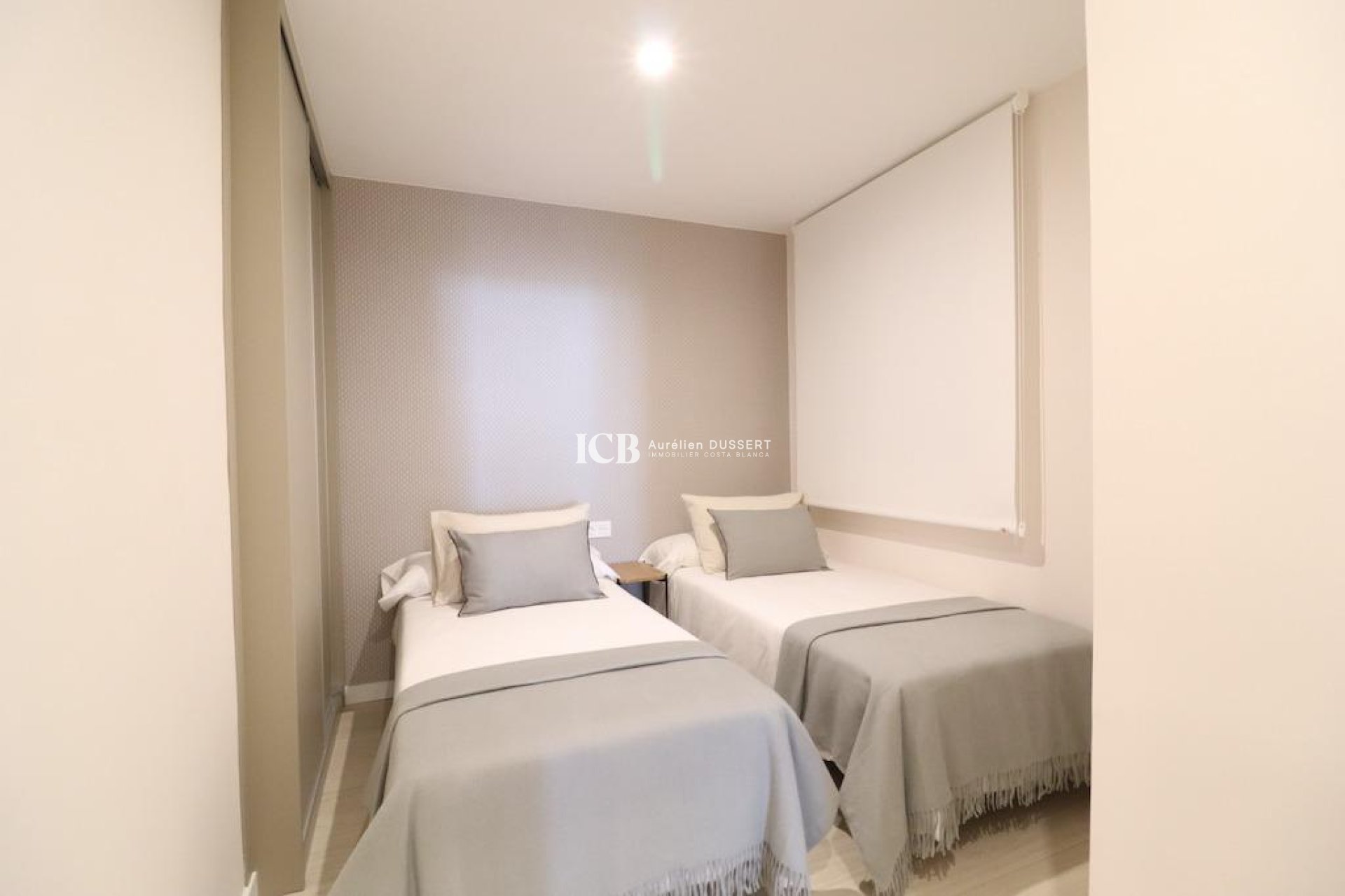 Reventa - Apartamento / piso -
Torrevieja - Paseo maritimo