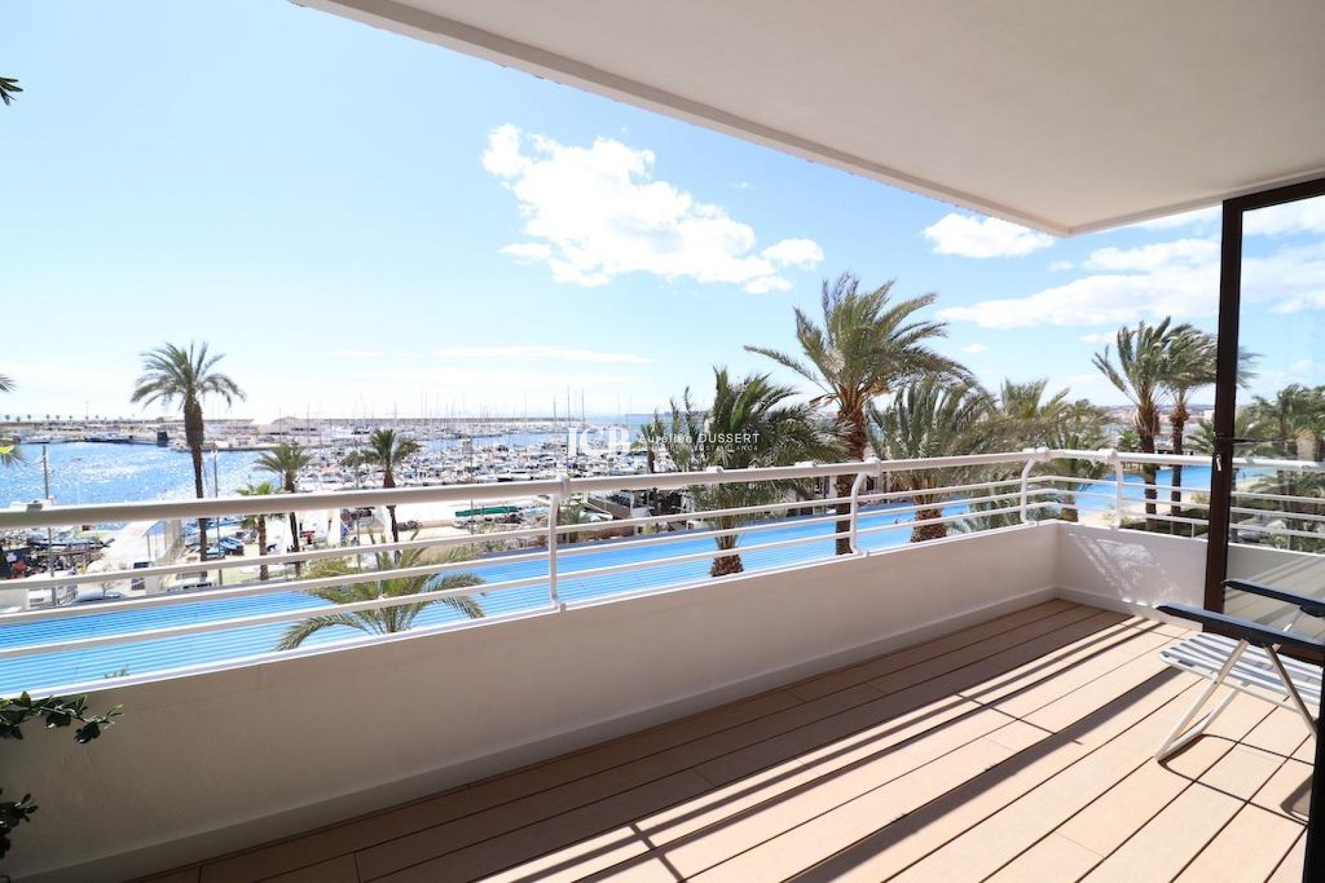 Reventa - Apartamento / piso -
Torrevieja - Paseo maritimo