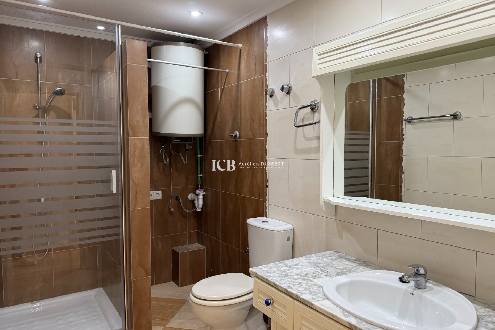 Reventa - Apartamento / piso -
Torrevieja - Playa de los locos