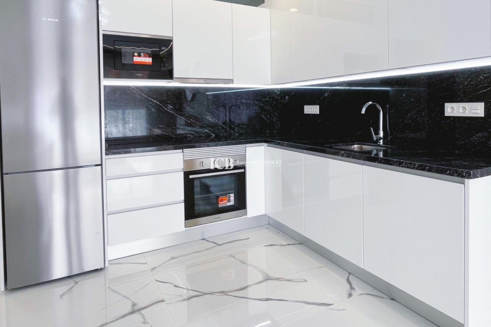 Reventa - Apartamento / piso -
Torrevieja - Playa del Cura