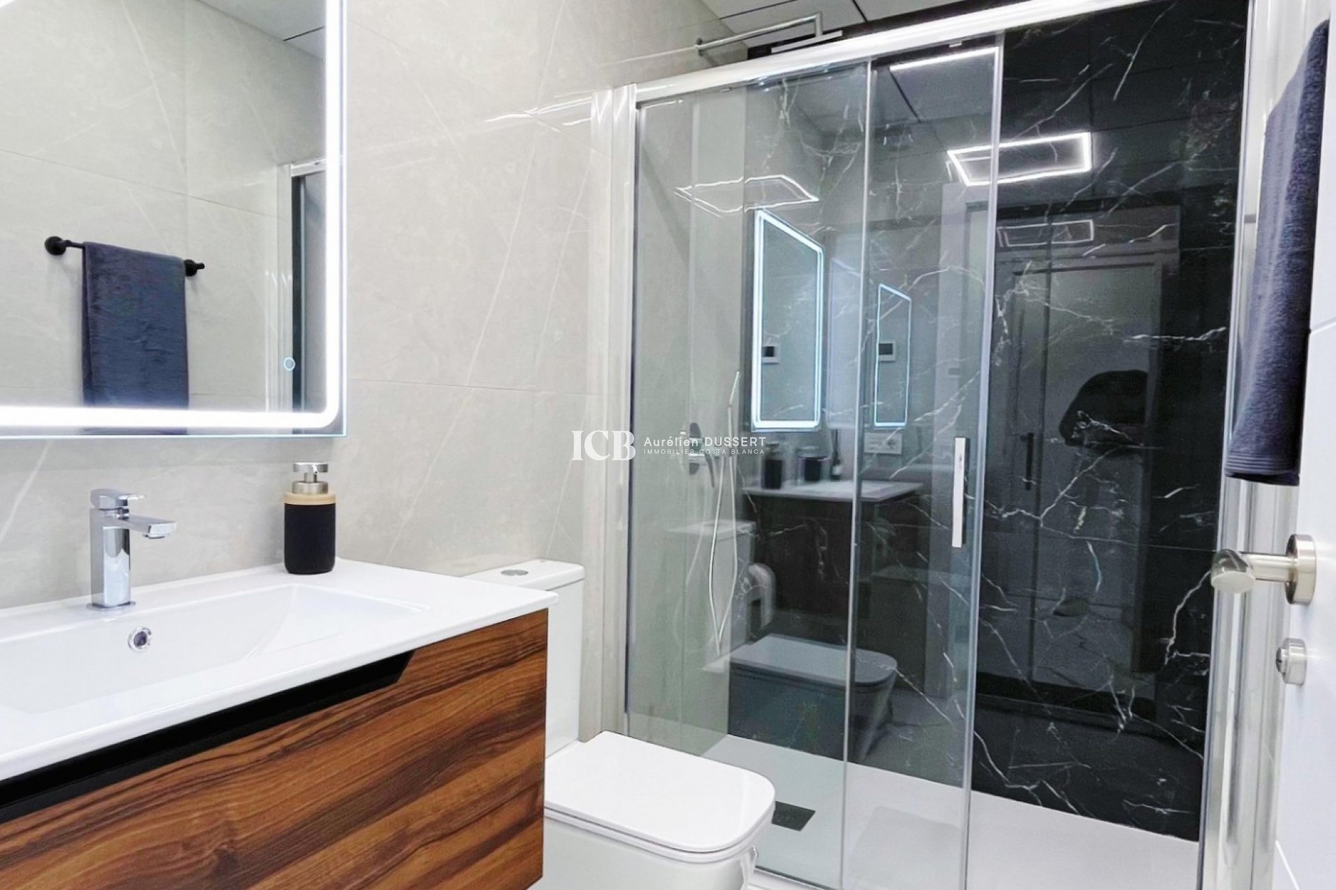 Reventa - Apartamento / piso -
Torrevieja - Playa del Cura