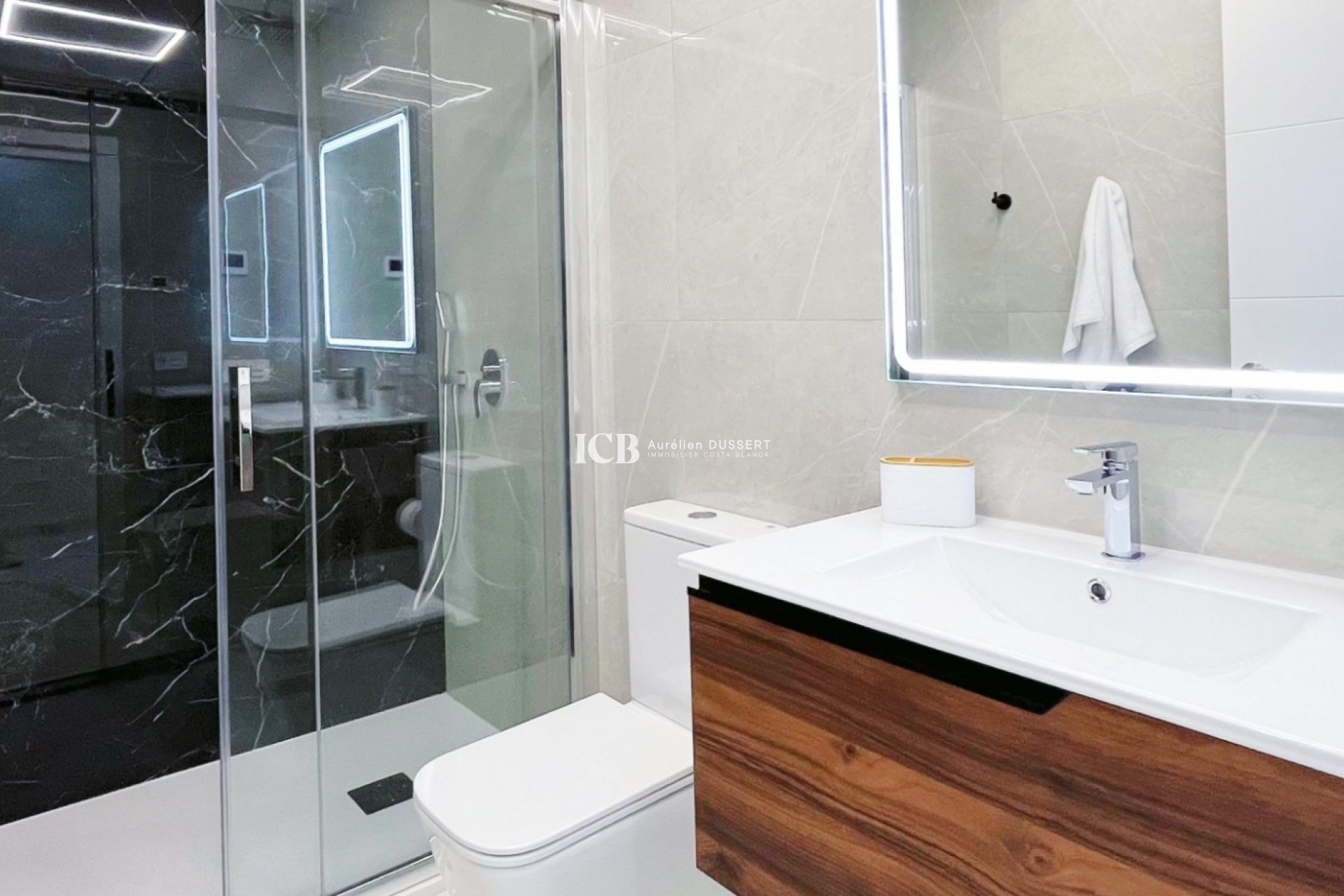 Reventa - Apartamento / piso -
Torrevieja - Playa del Cura