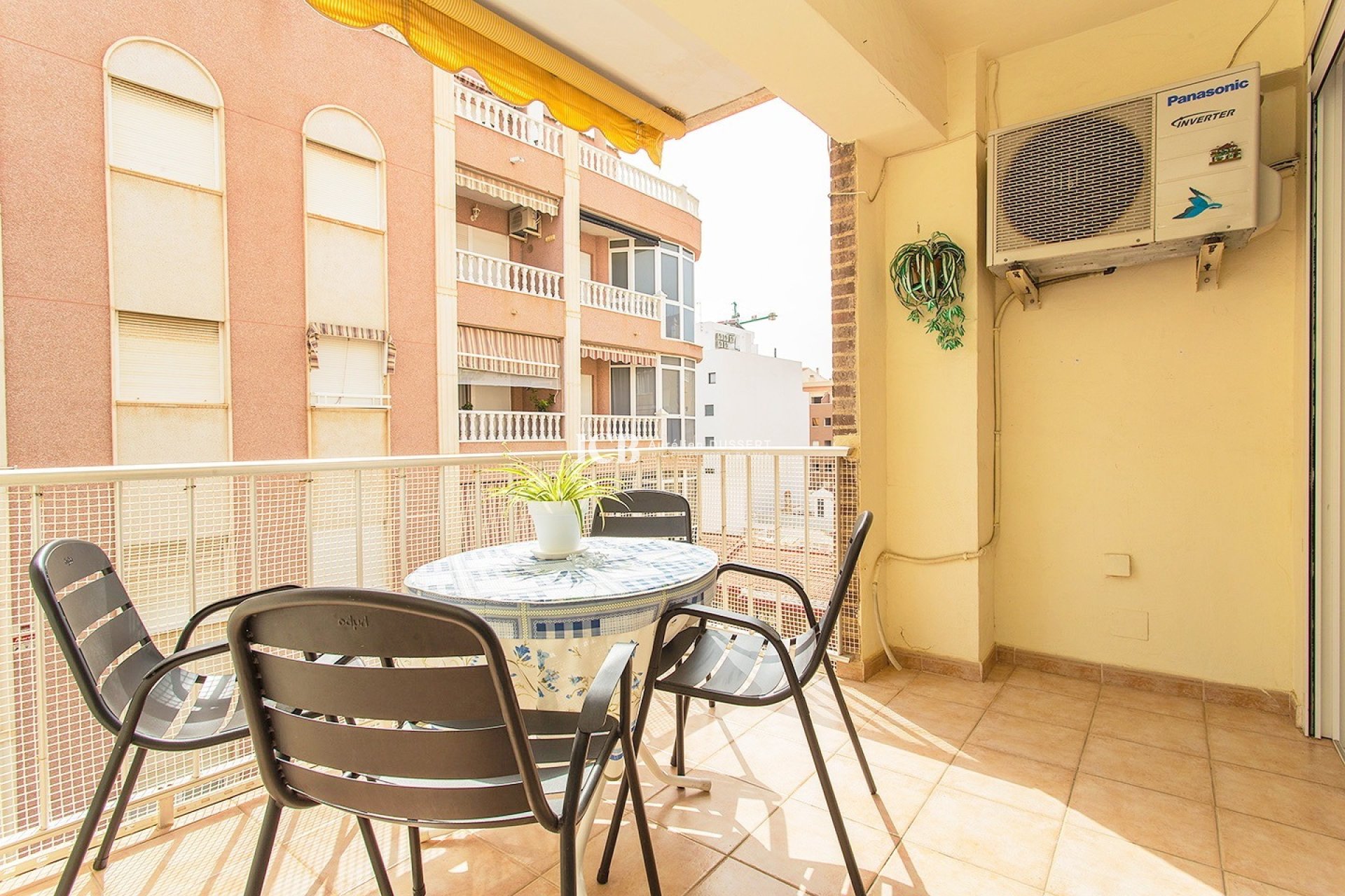 Reventa - Apartamento / piso -
Torrevieja - Playa del cura