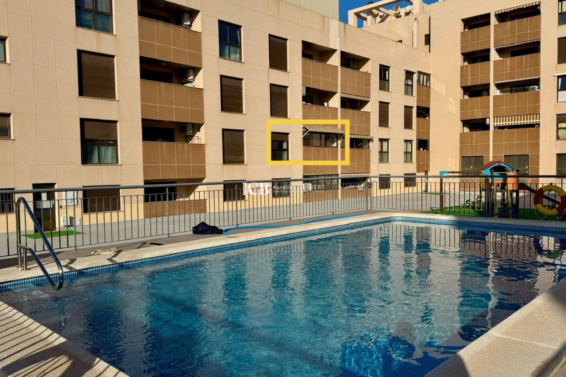 Reventa - Apartamento / piso -
Torrevieja - Torrevieja*