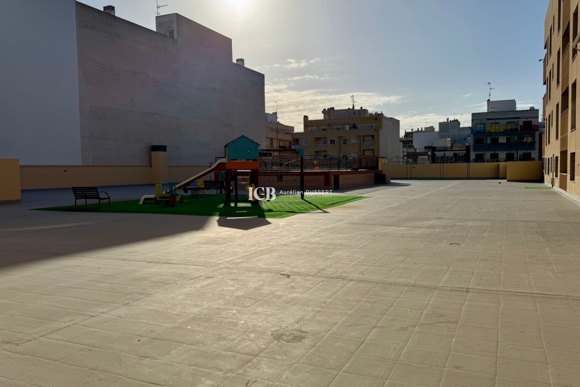 Reventa - Apartamento / piso -
Torrevieja - Torrevieja*