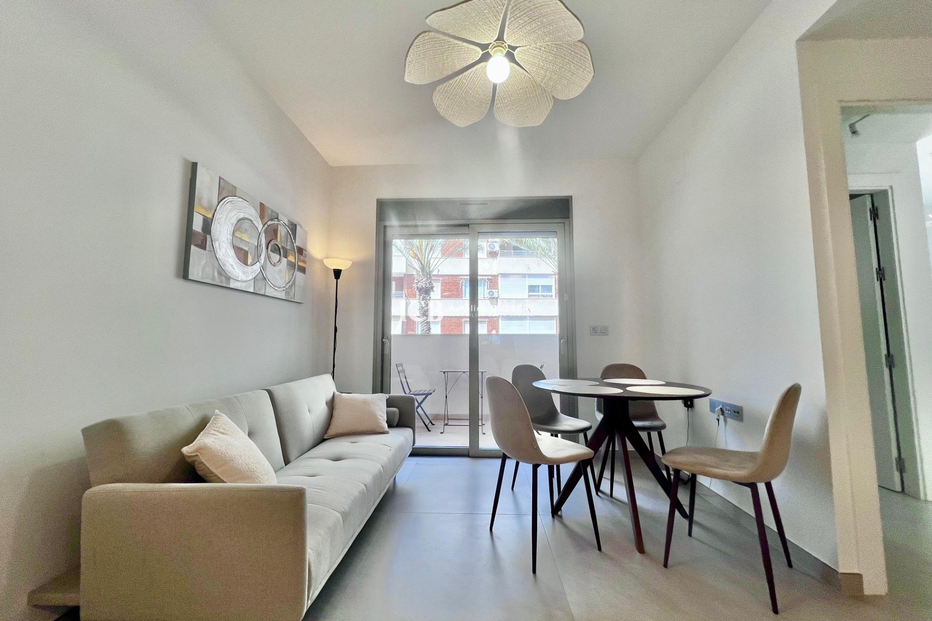 Reventa - Apartamento / piso -
Torrevieja - torrevieja