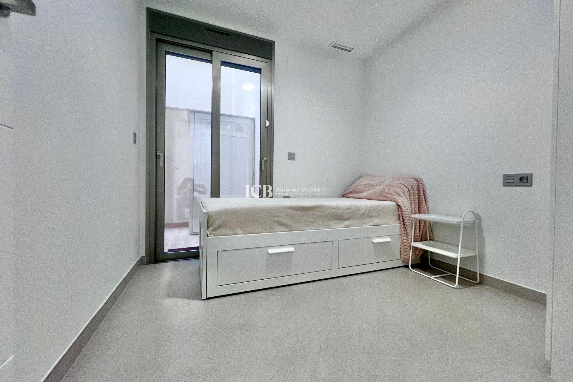 Reventa - Apartamento / piso -
Torrevieja - torrevieja