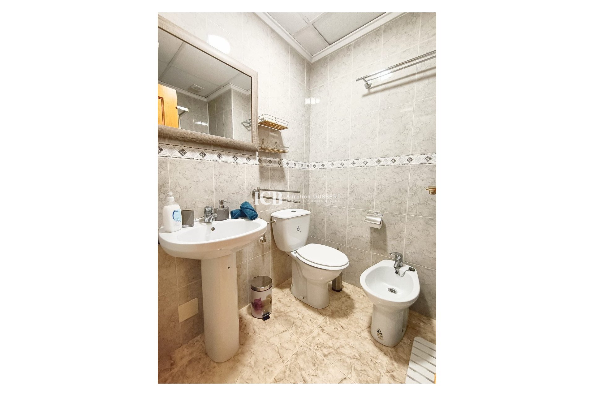 Reventa - Apartamento / piso -
Torrevieja