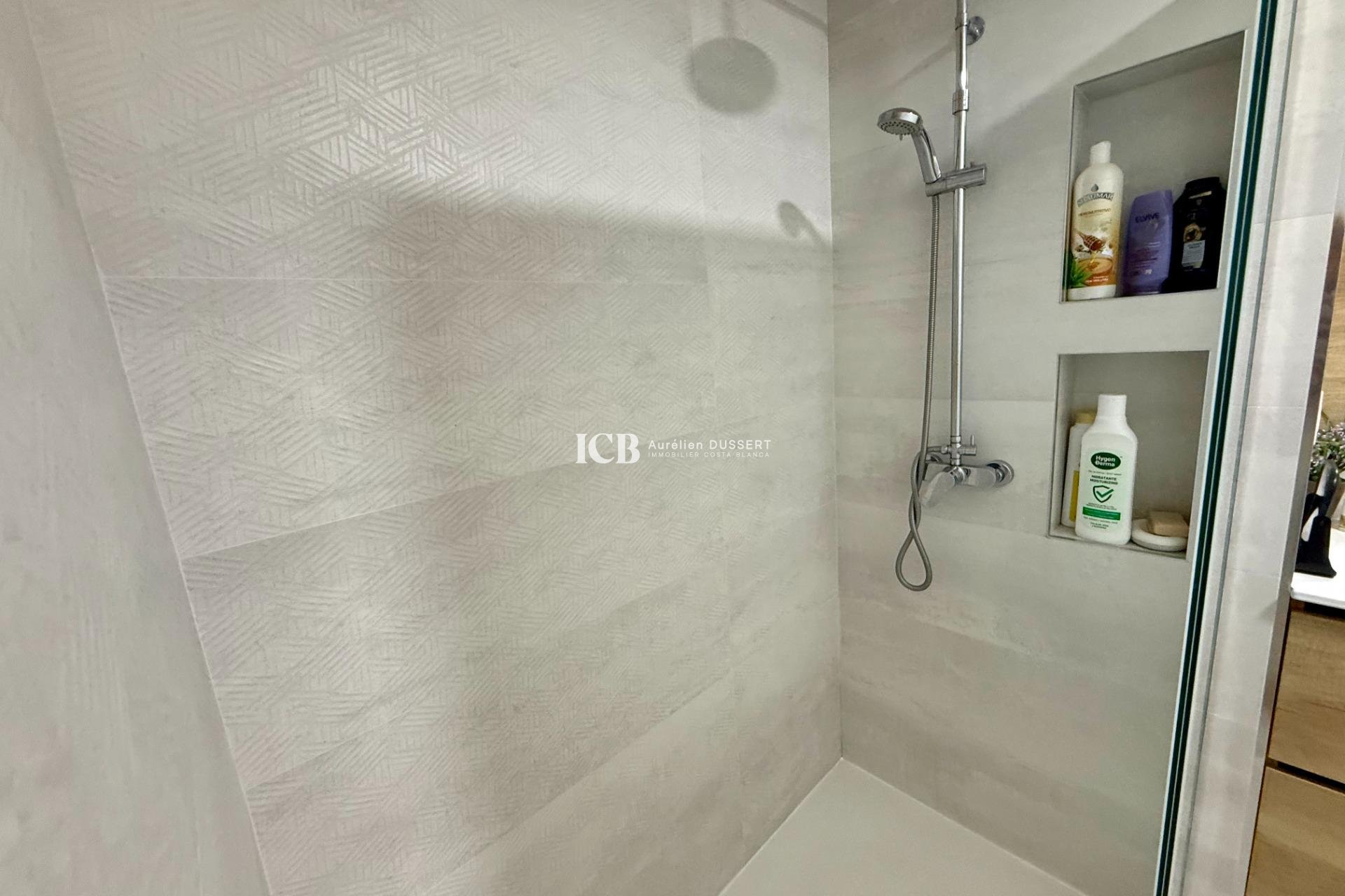 Reventa - Apartamento / piso -
Torrevieja