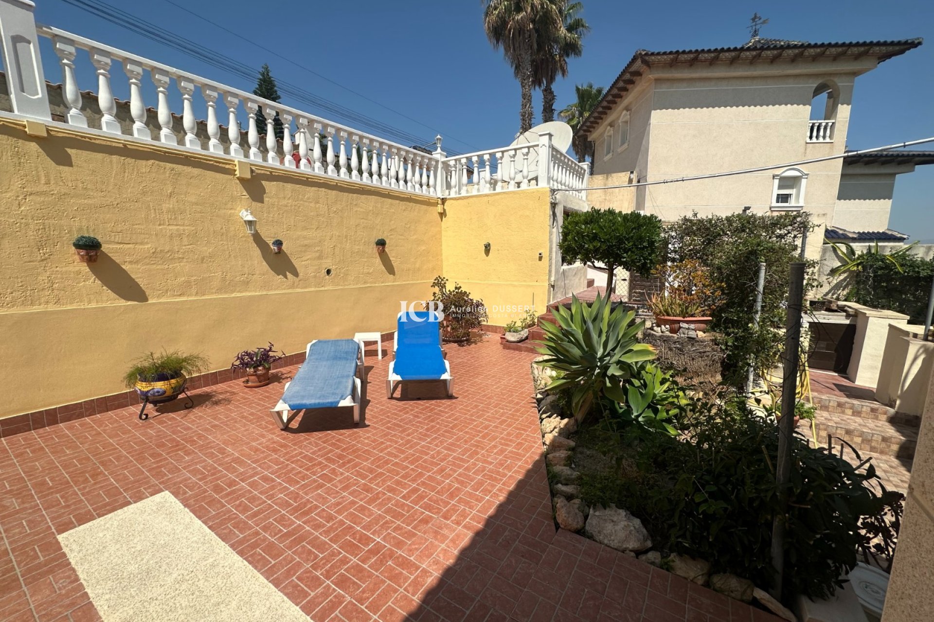 Reventa - Casa independiente -
Algorfa - Lomas de Juliana