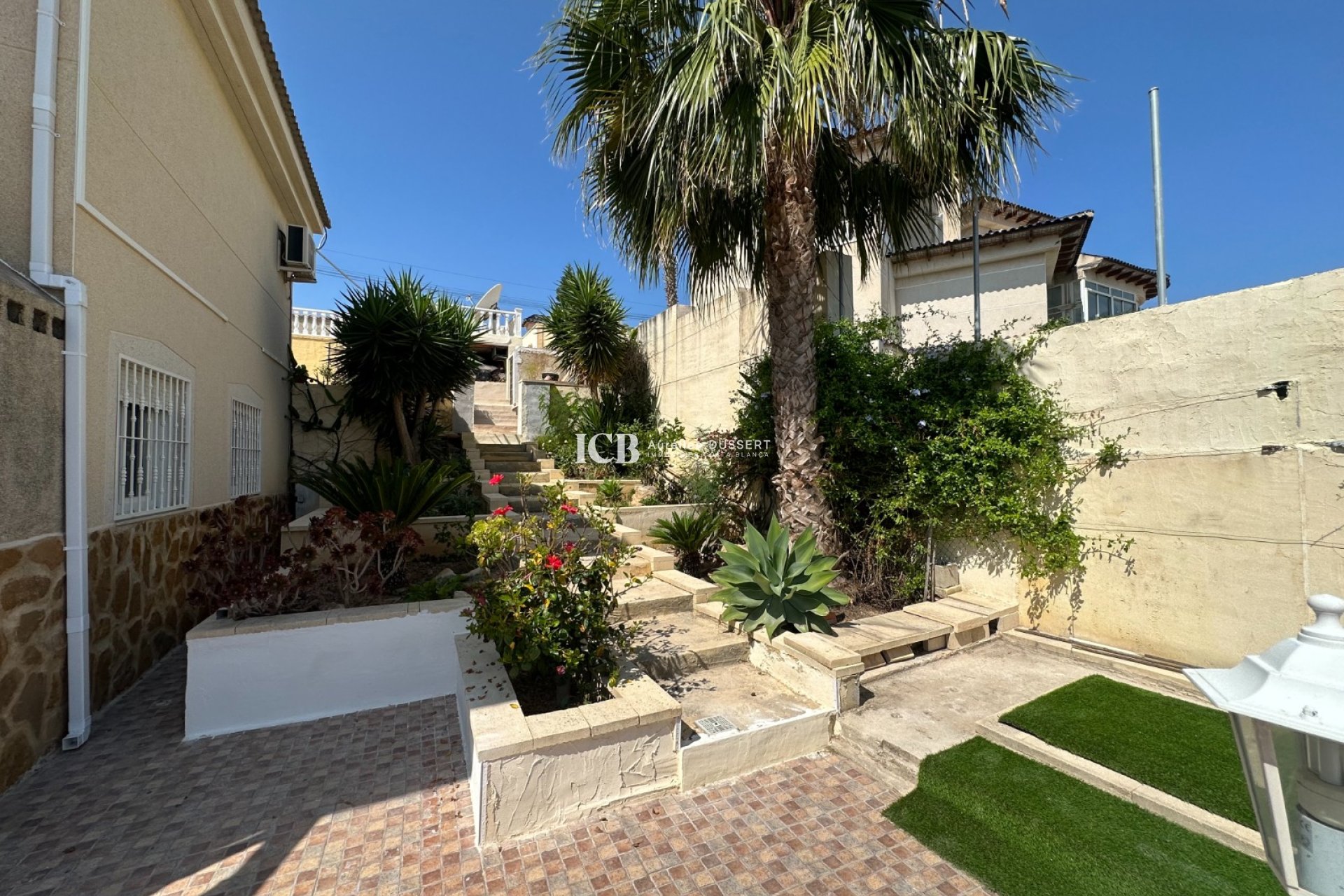 Reventa - Casa independiente -
Algorfa - Lomas de Juliana