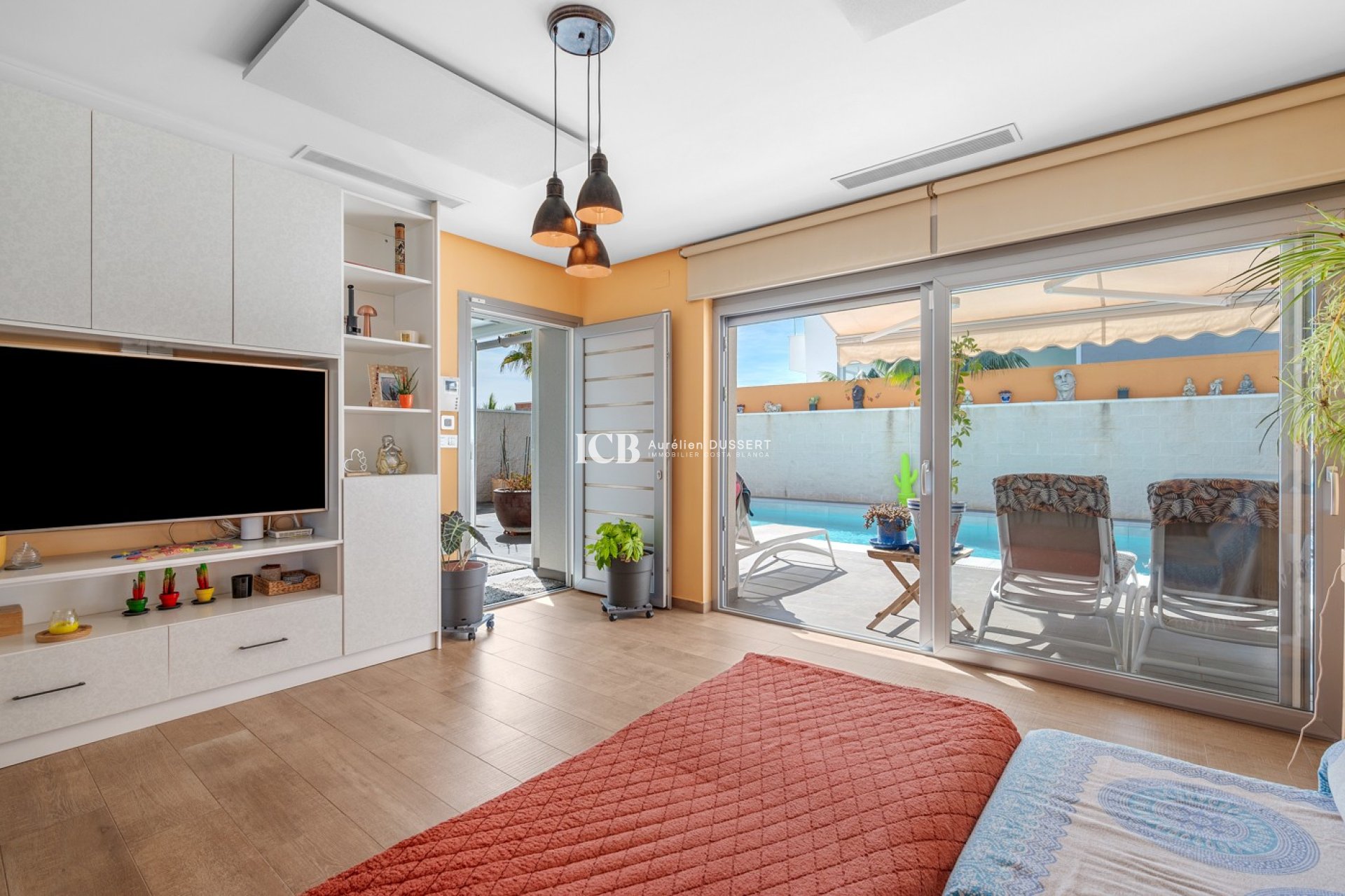 Reventa - Casa independiente -
Benijofar