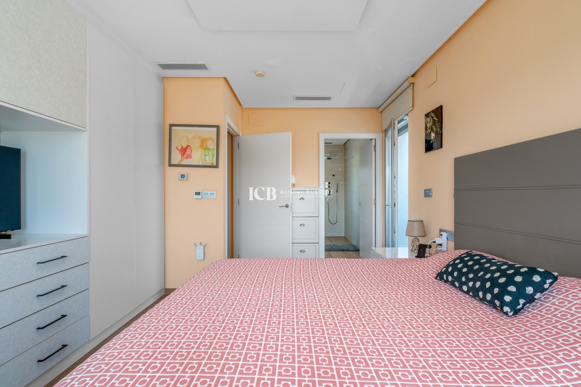 Reventa - Casa independiente -
Benijofar