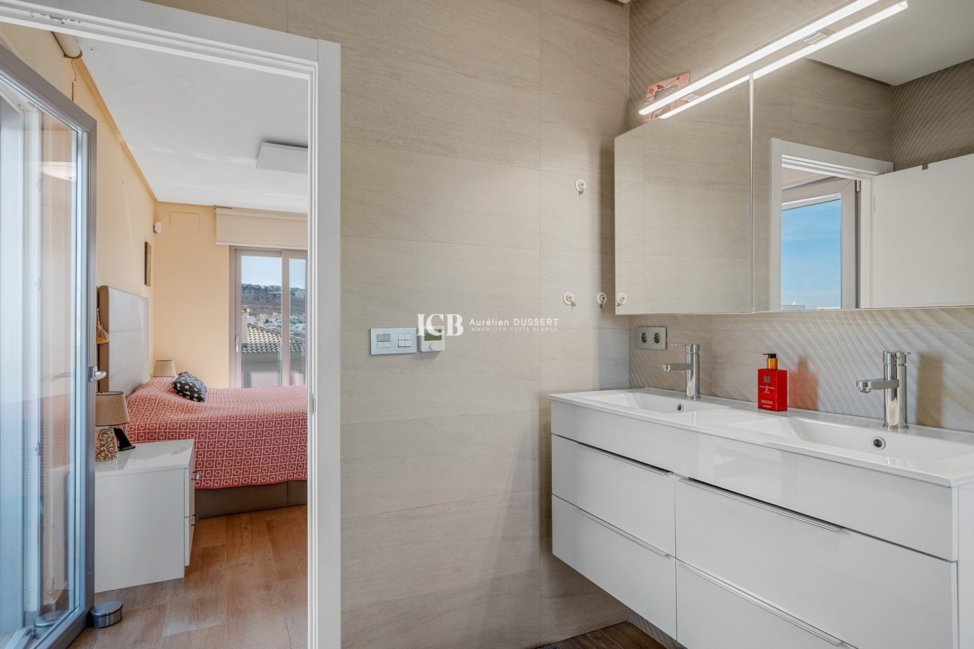 Reventa - Casa independiente -
Benijofar