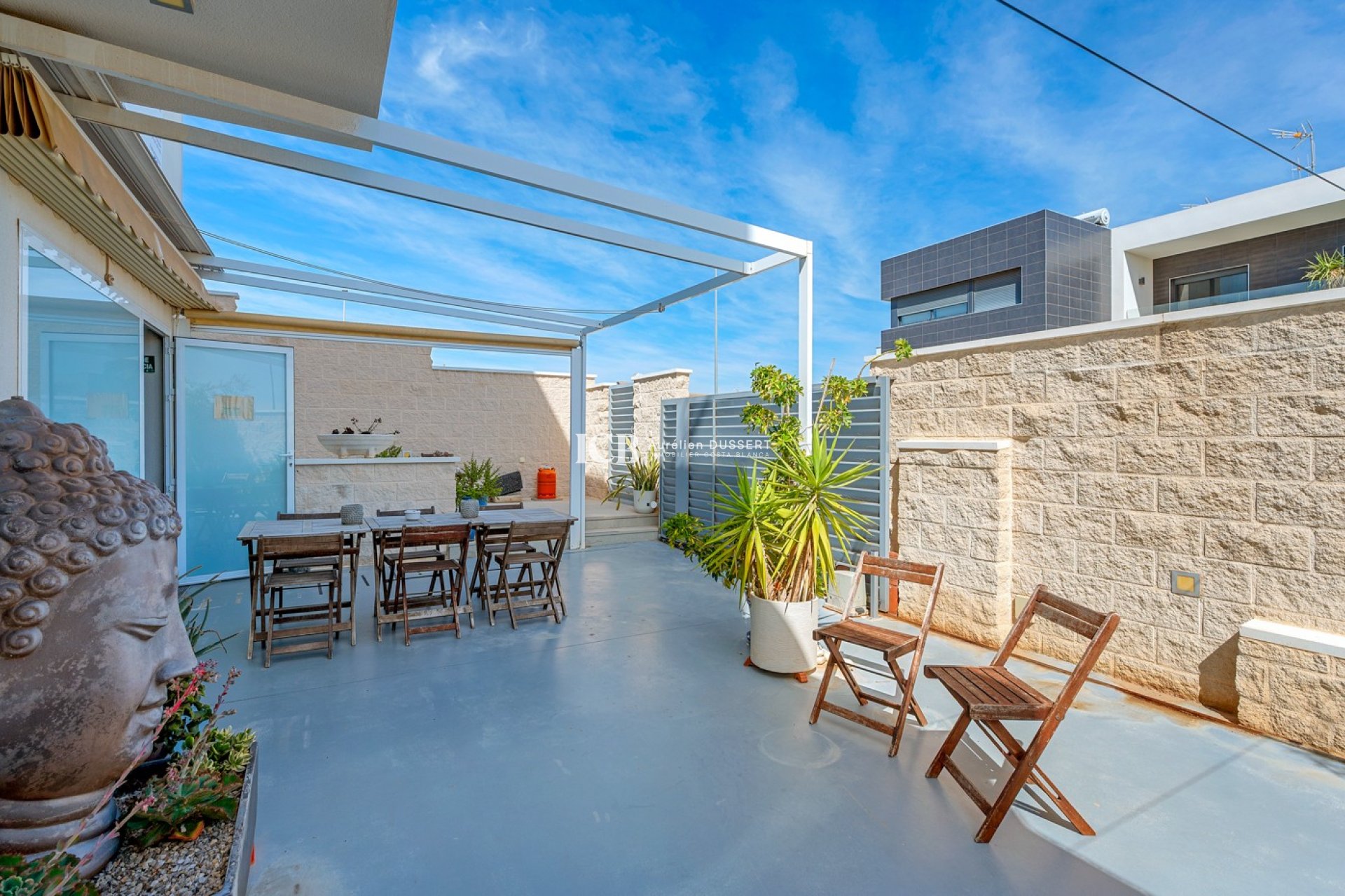 Reventa - Casa independiente -
Benijofar