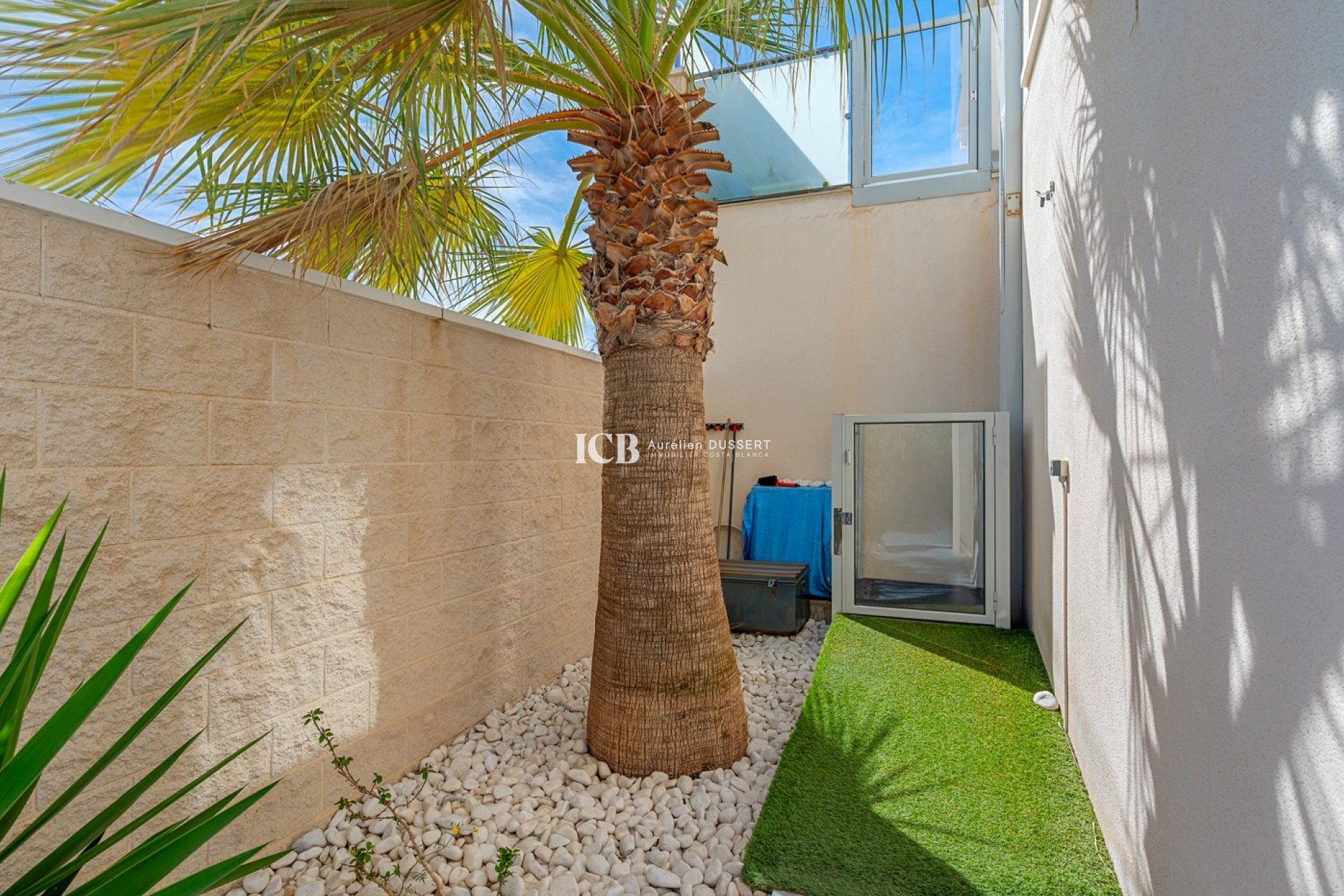 Reventa - Casa independiente -
Benijofar