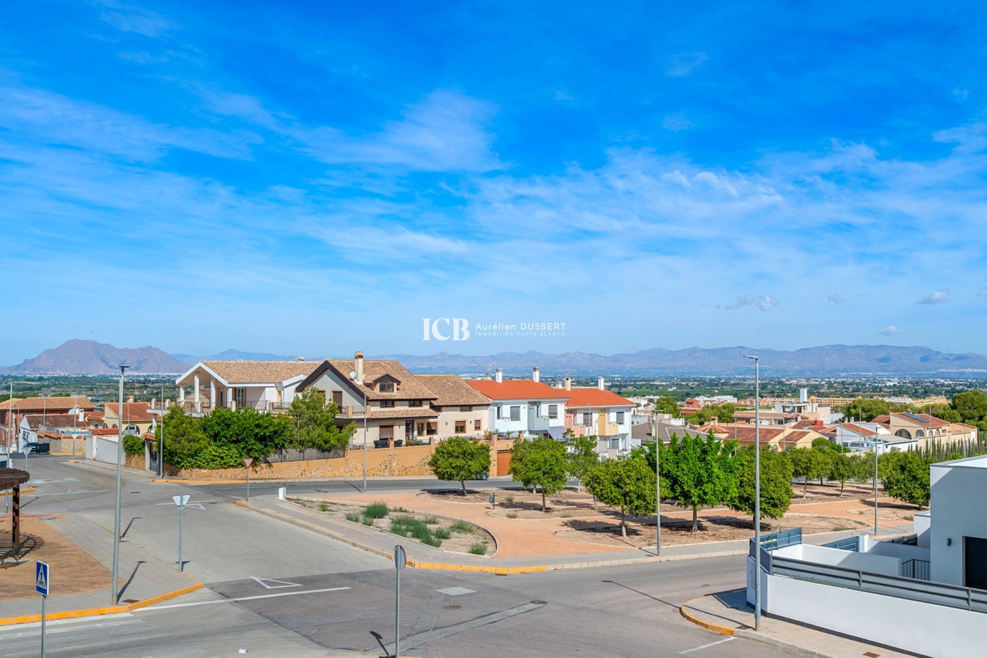 Reventa - Casa independiente -
Benijofar