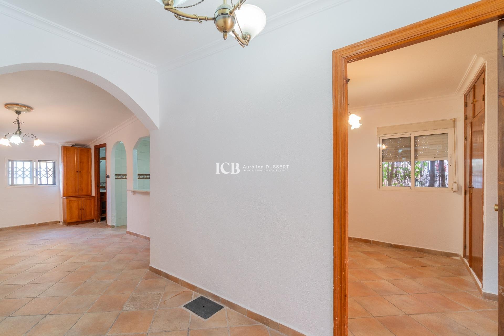 Reventa - Casa independiente -
Los Altos - Torrevieja