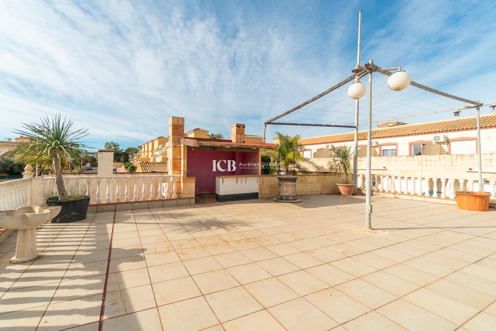 Reventa - Casa independiente -
Los Altos - Torrevieja