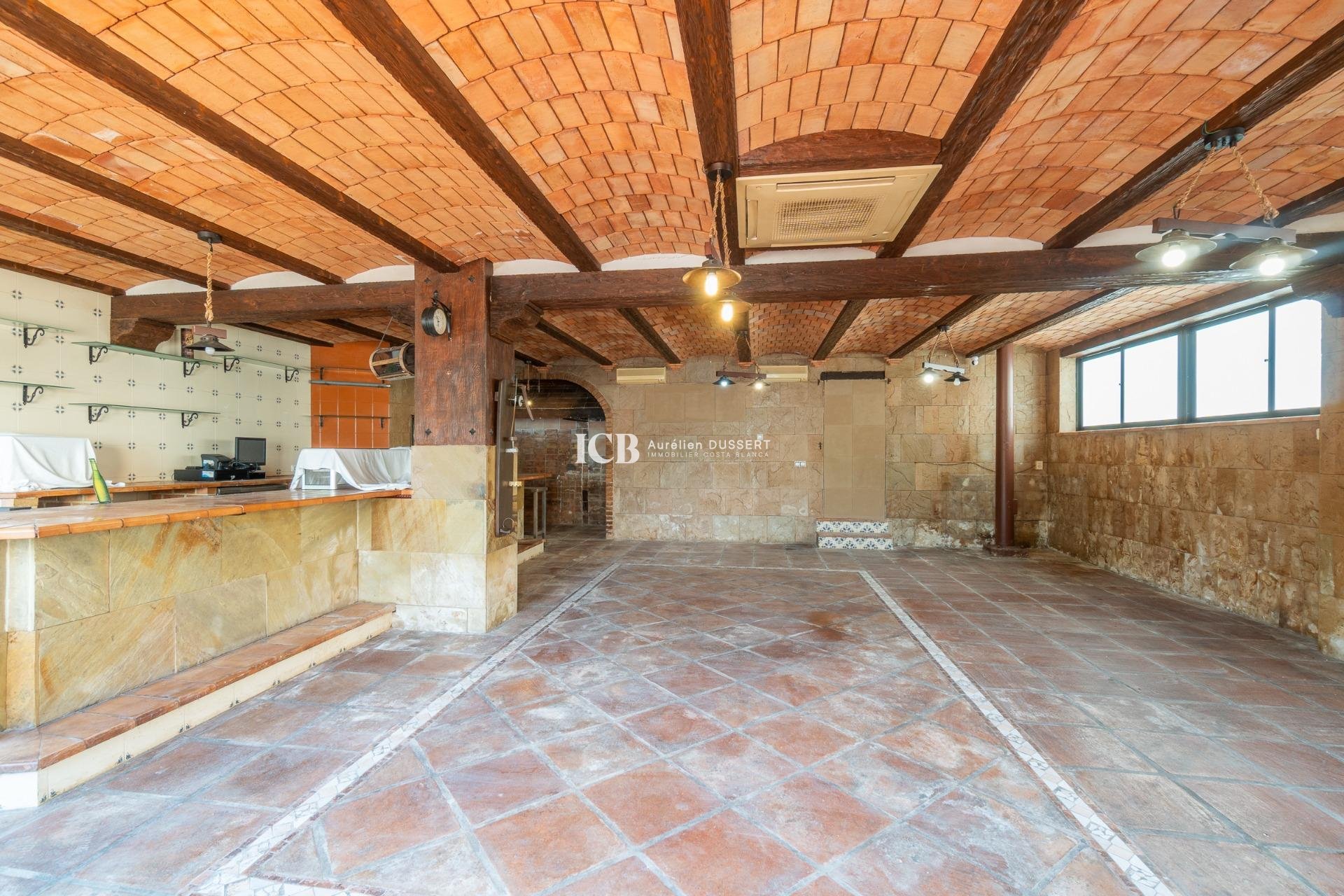 Reventa - Casa independiente -
Los Altos - Torrevieja