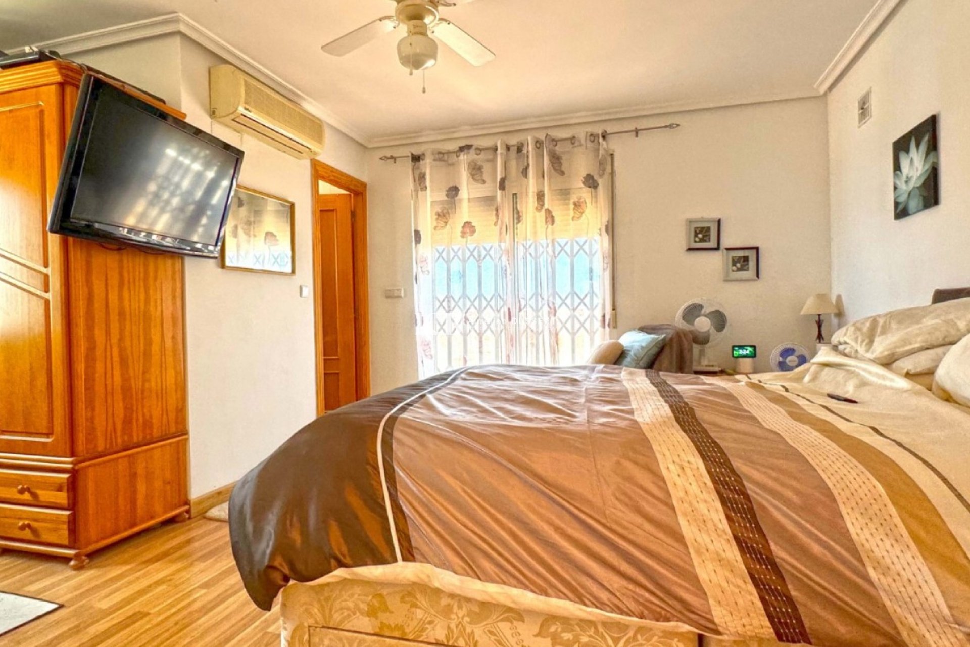 Reventa - Casa independiente -
Los Balcones - Torrevieja