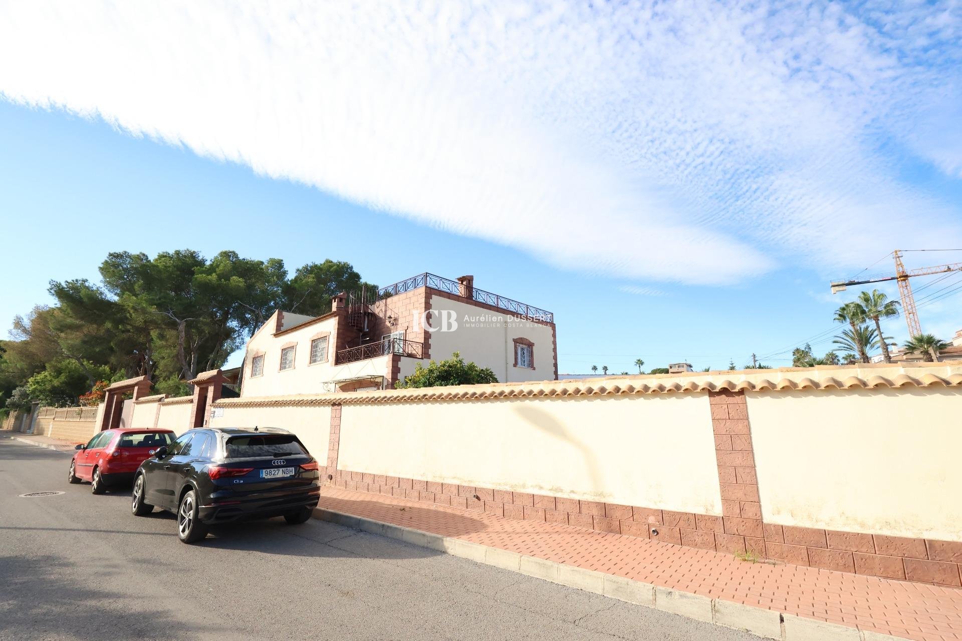 Reventa - Casa independiente -
Los Balcones - Torrevieja