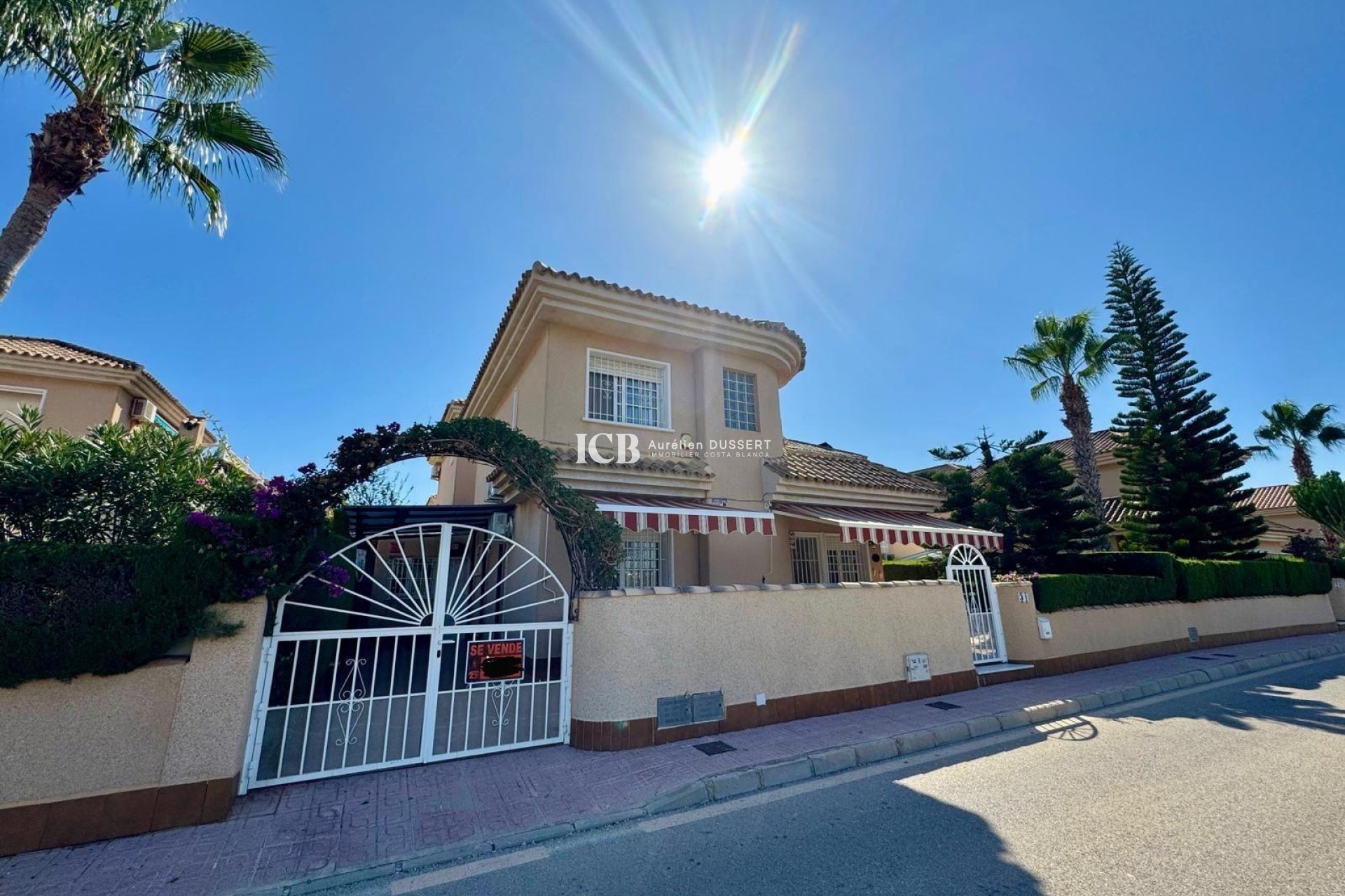 Reventa - Casa independiente -
Los Balcones - Torrevieja