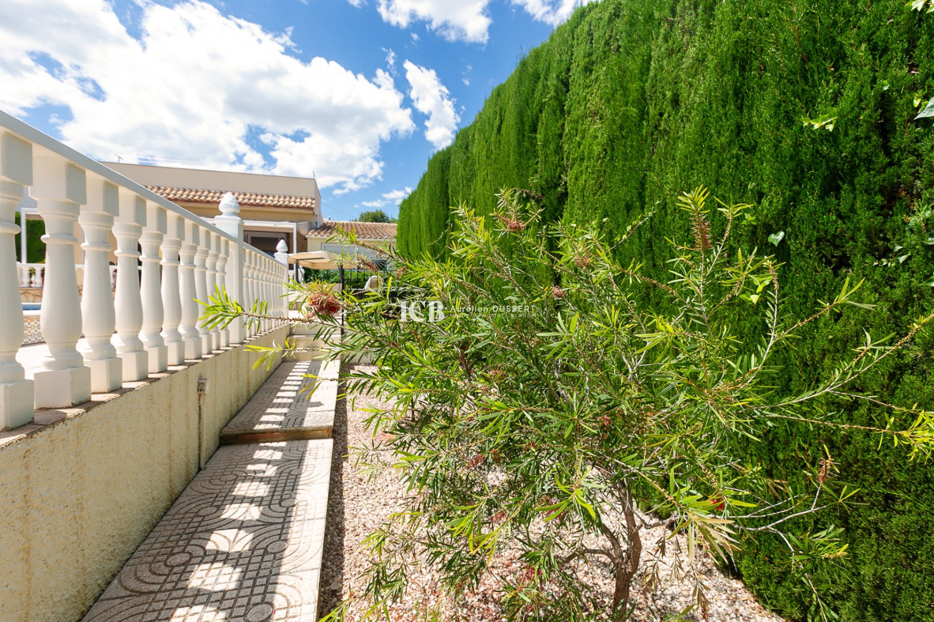 Reventa - Casa independiente -
Los Balcones - Torrevieja