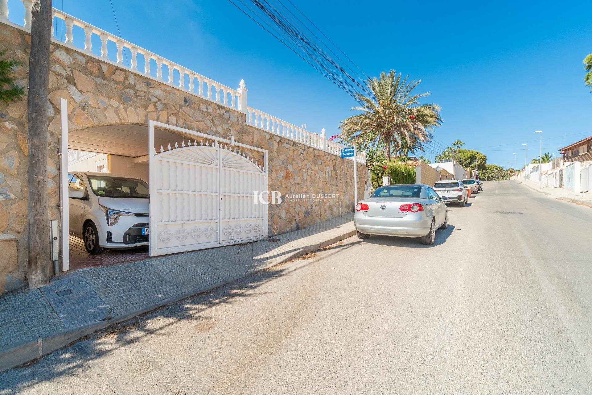 Reventa - Casa independiente -
Los Balcones - Torrevieja