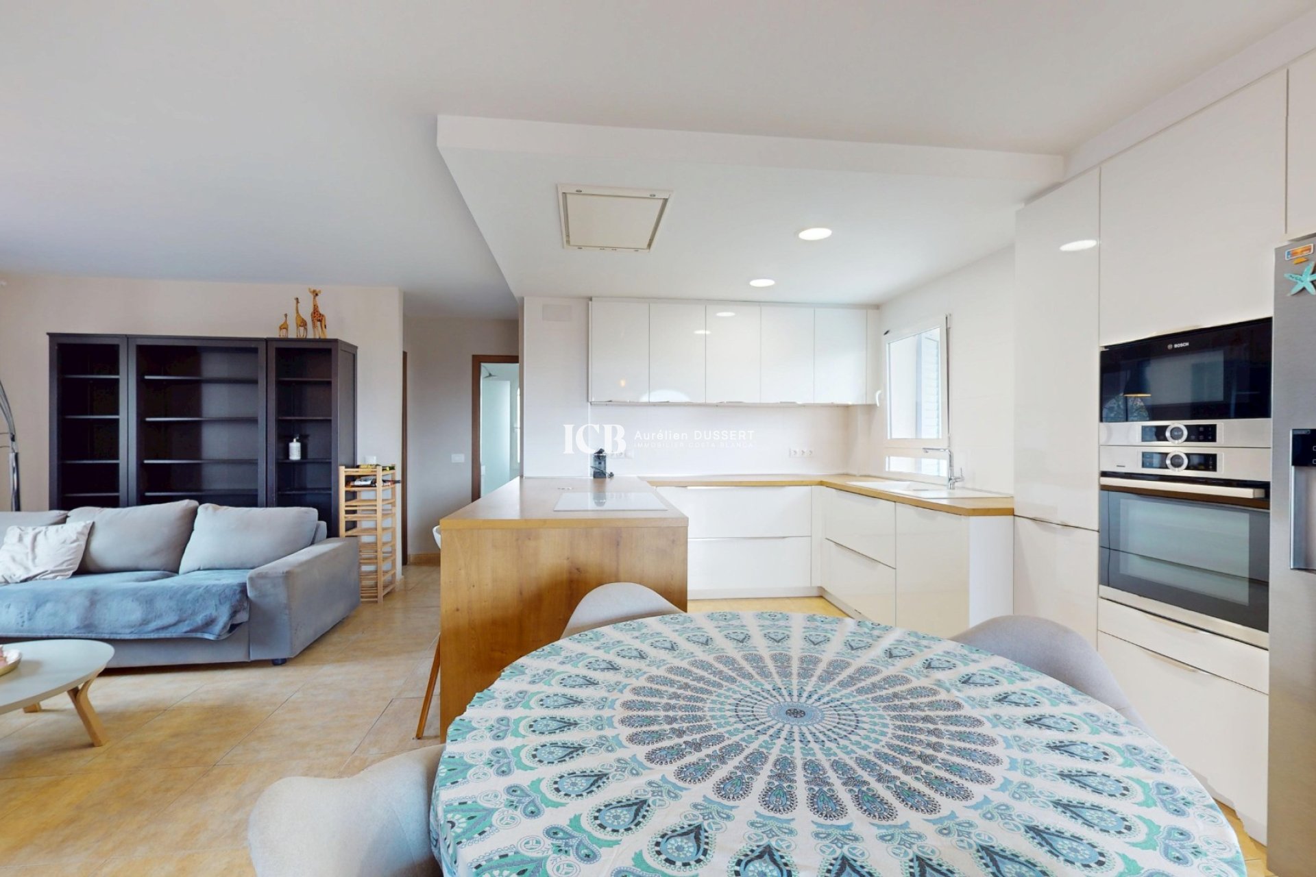 Reventa - Casa independiente -
Orihuela Costa - La Zenia