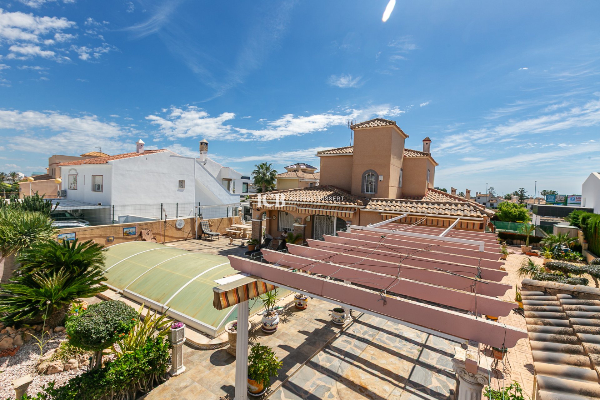 Reventa - Casa independiente -
Orihuela Costa - La Zenia