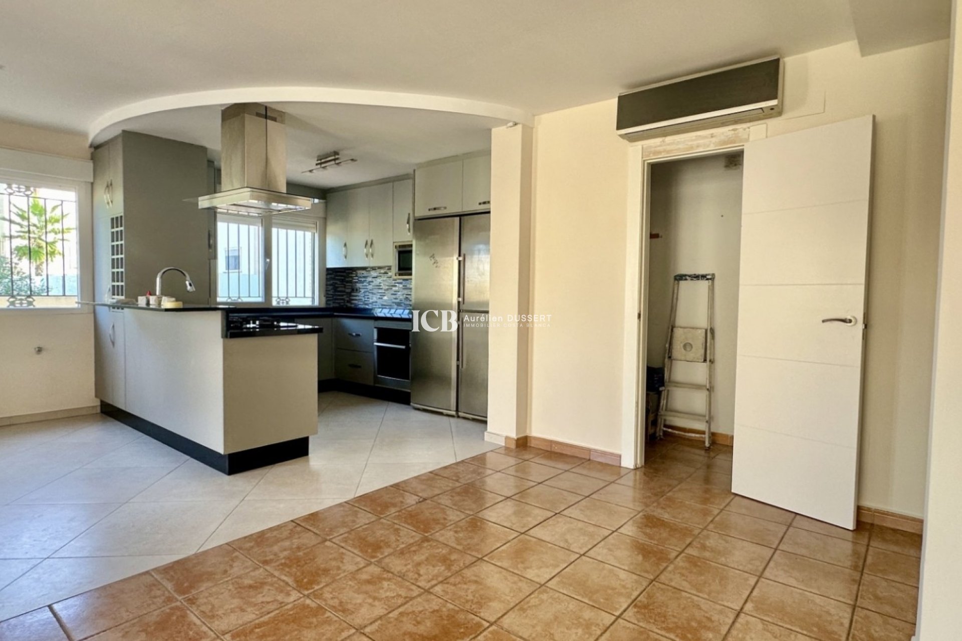 Reventa - Casa independiente -
Orihuela Costa - Las Filipinas