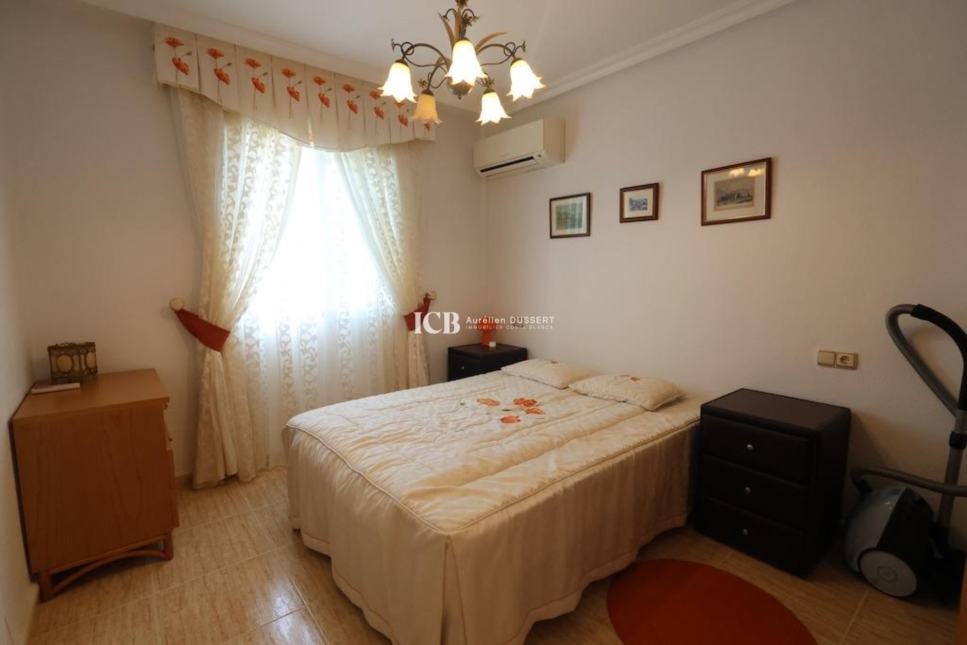 Reventa - Casa independiente -
Orihuela Costa - Las Filipinas