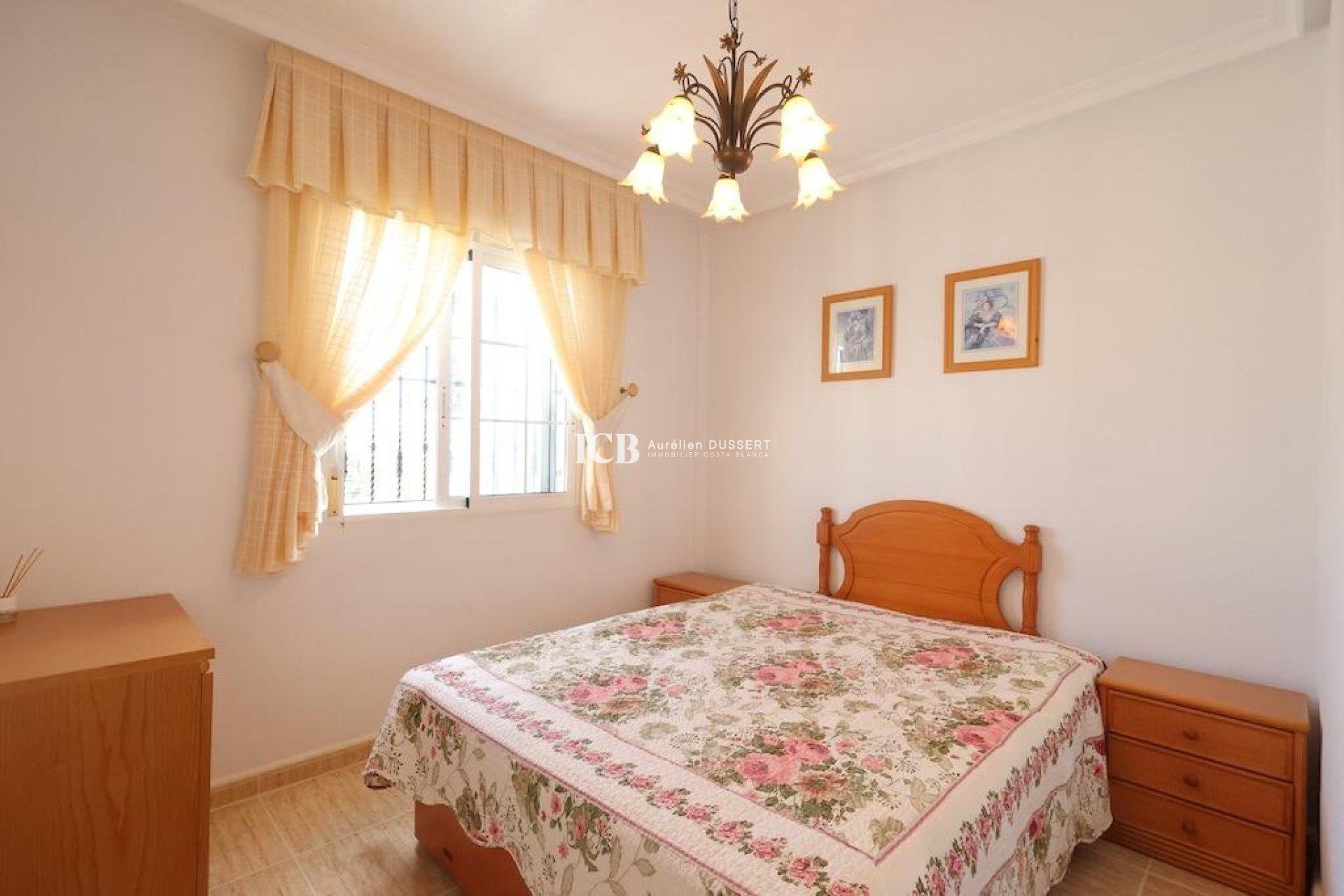Reventa - Casa independiente -
Orihuela Costa - Las Filipinas