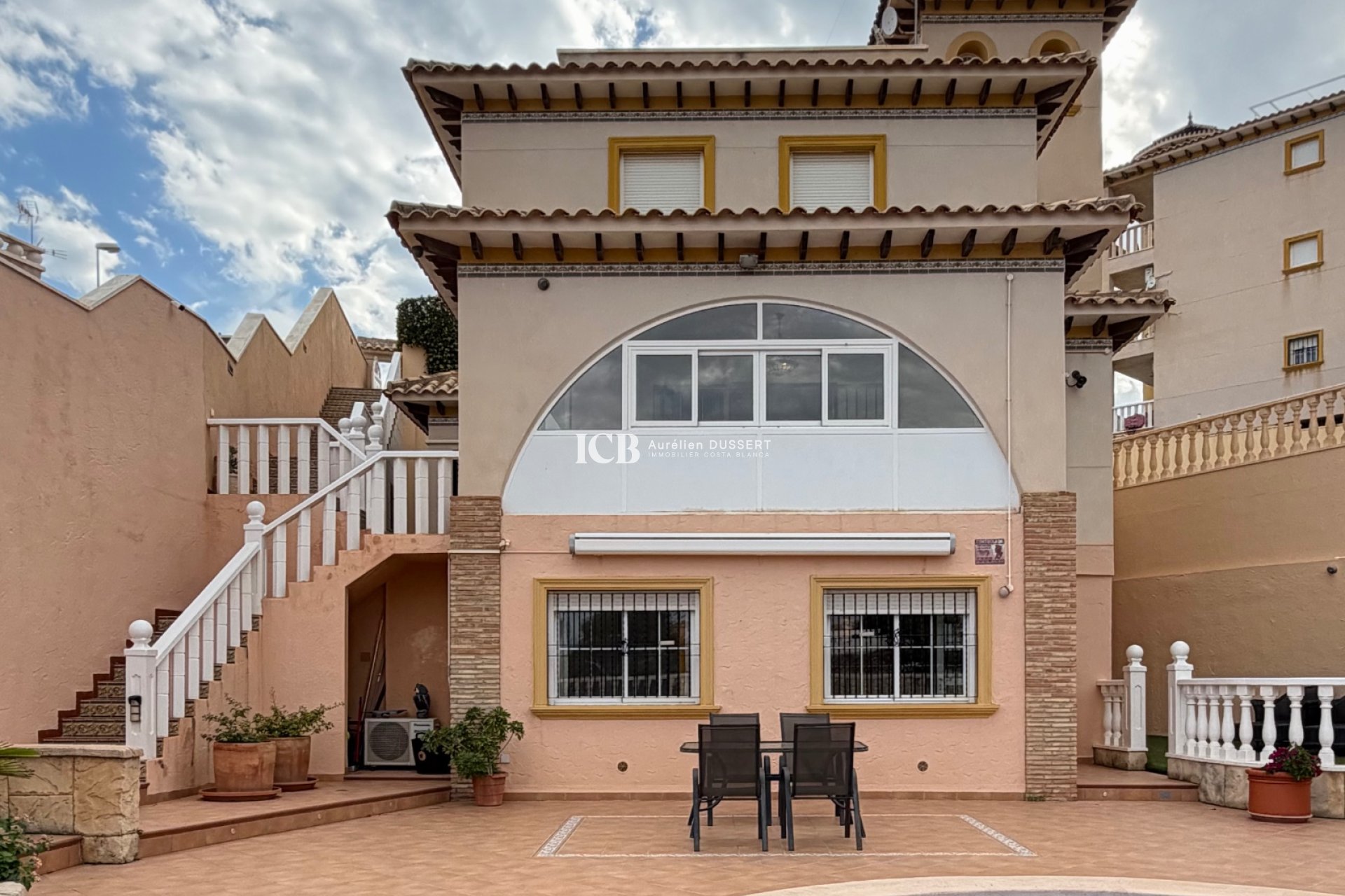 Reventa - Casa independiente -
Orihuela Costa - Lomas de Cabo Roig