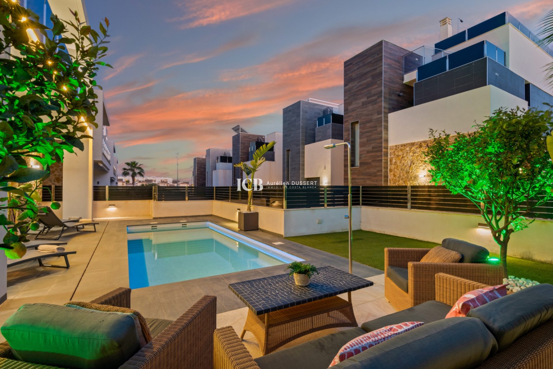 Reventa - Casa independiente -
Orihuela Costa - Lomas de Campoamor